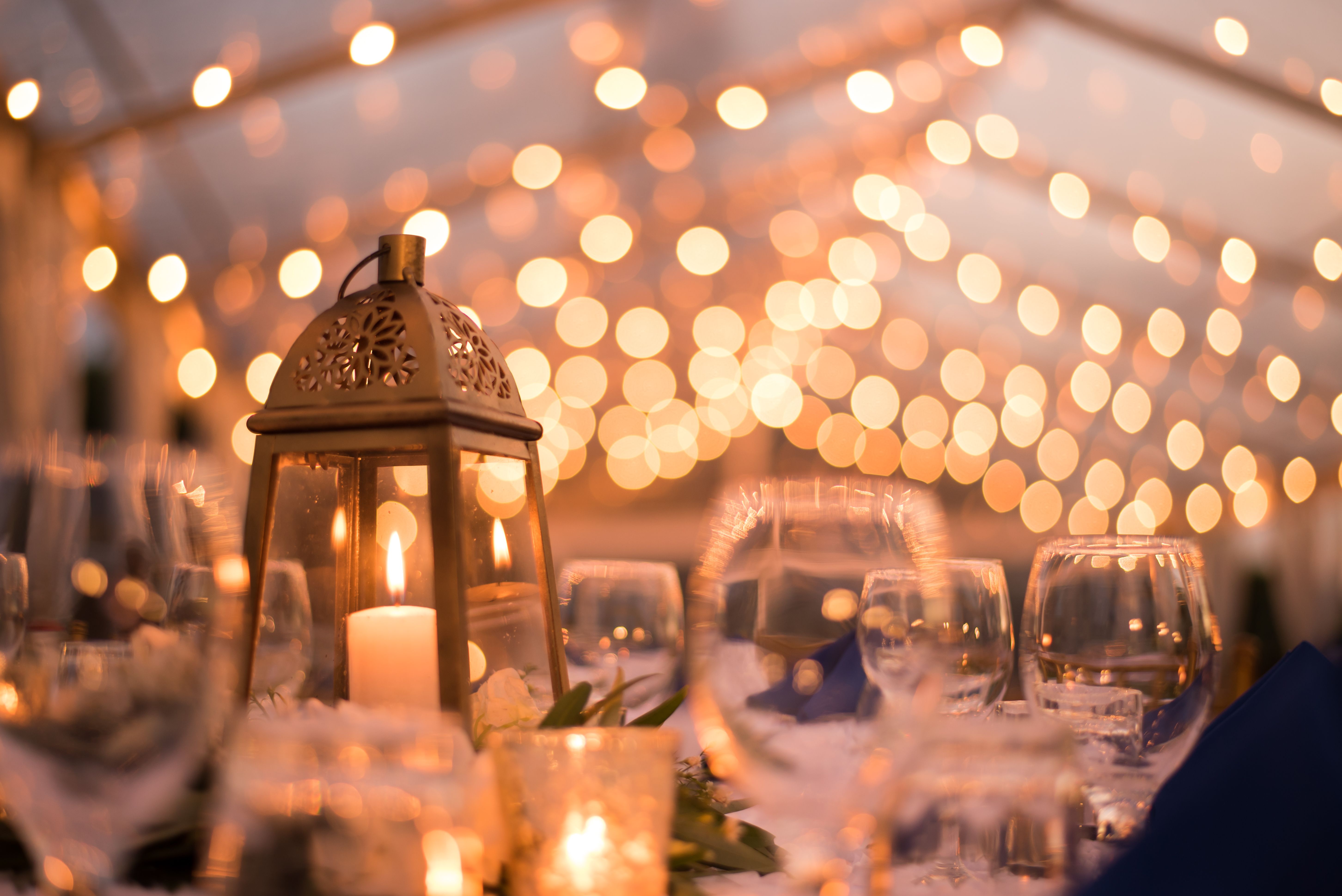 winter wedding lighting