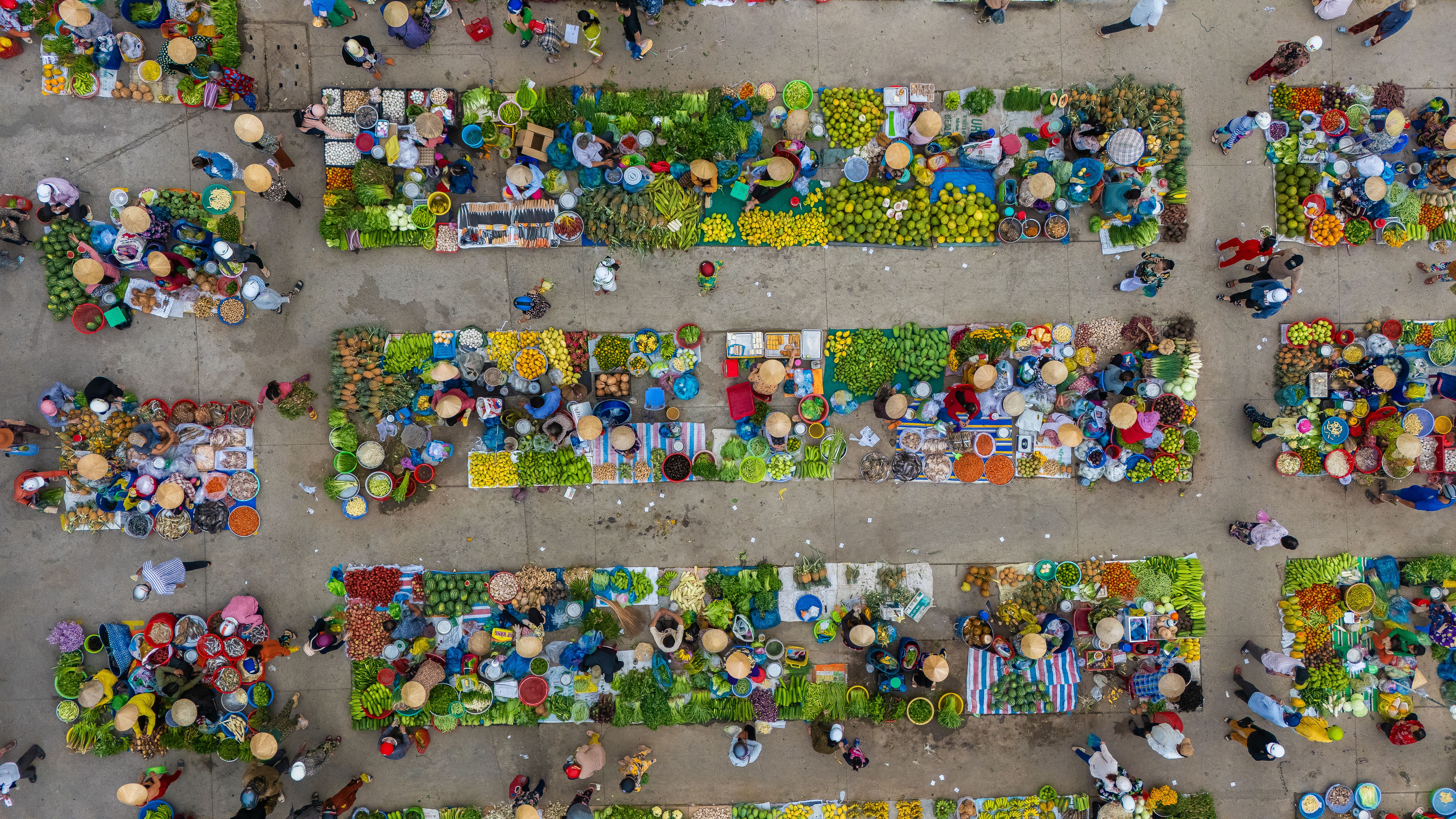food market competition