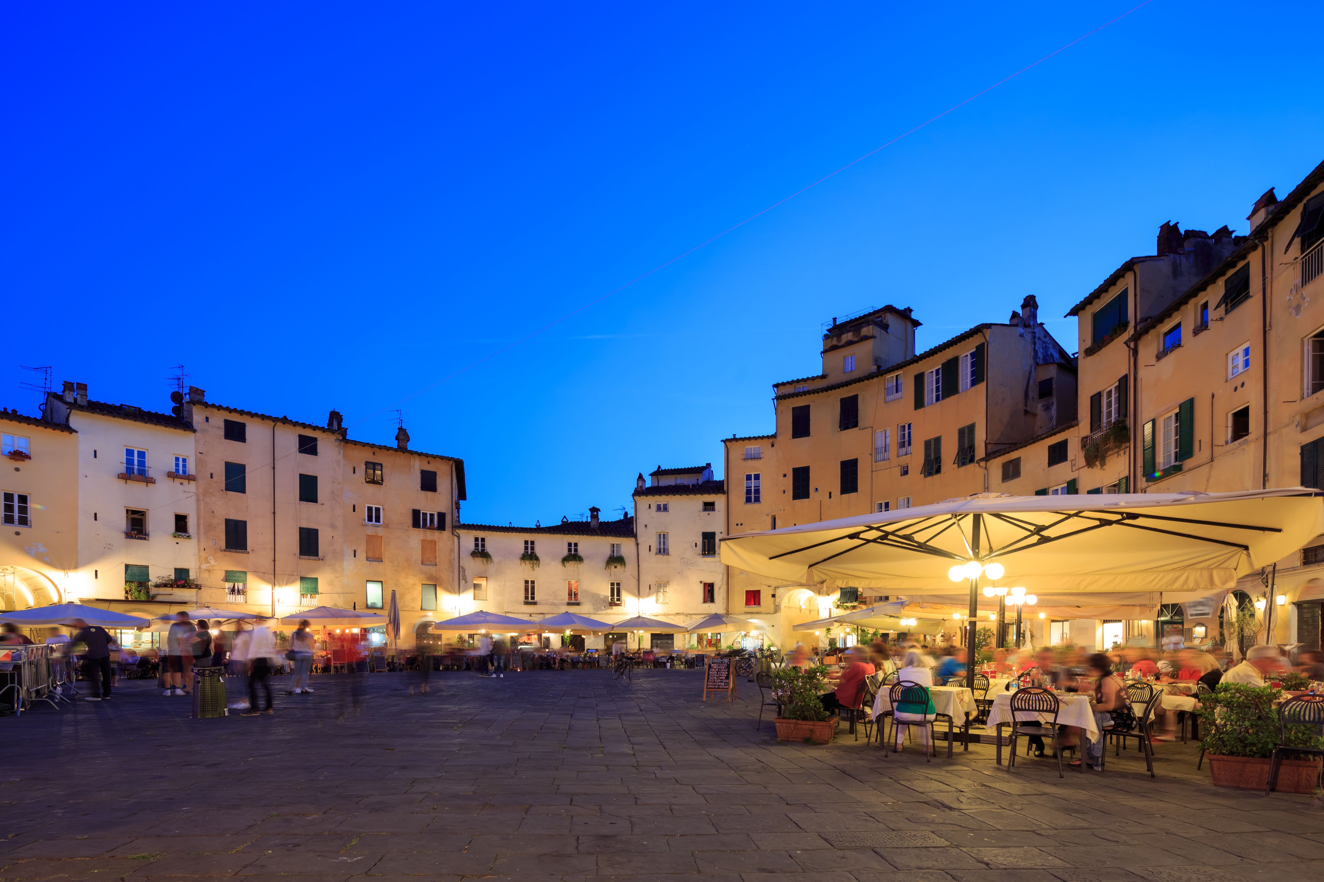 lucca festival candles