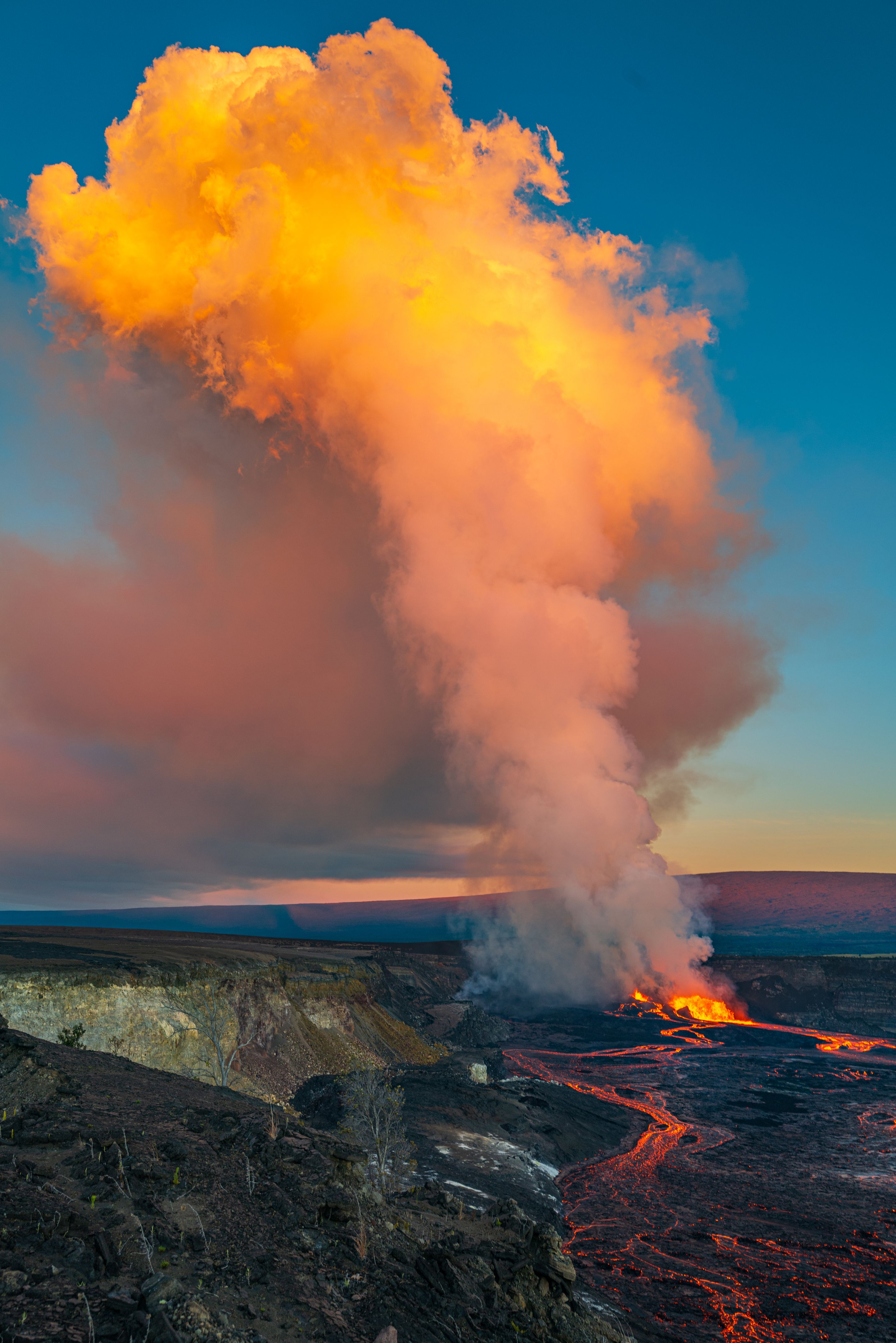 volcanoes national park