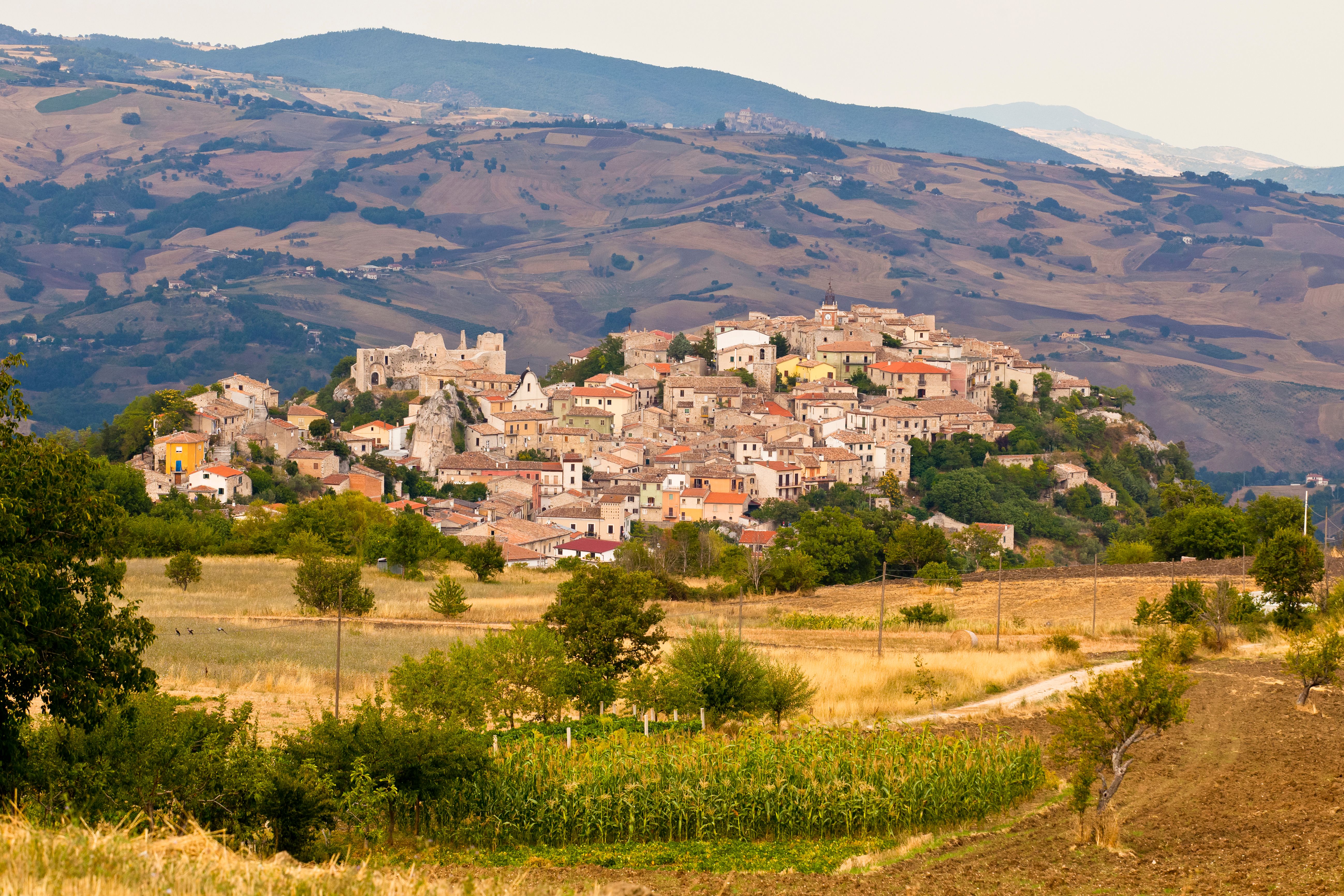borghi italian countryside