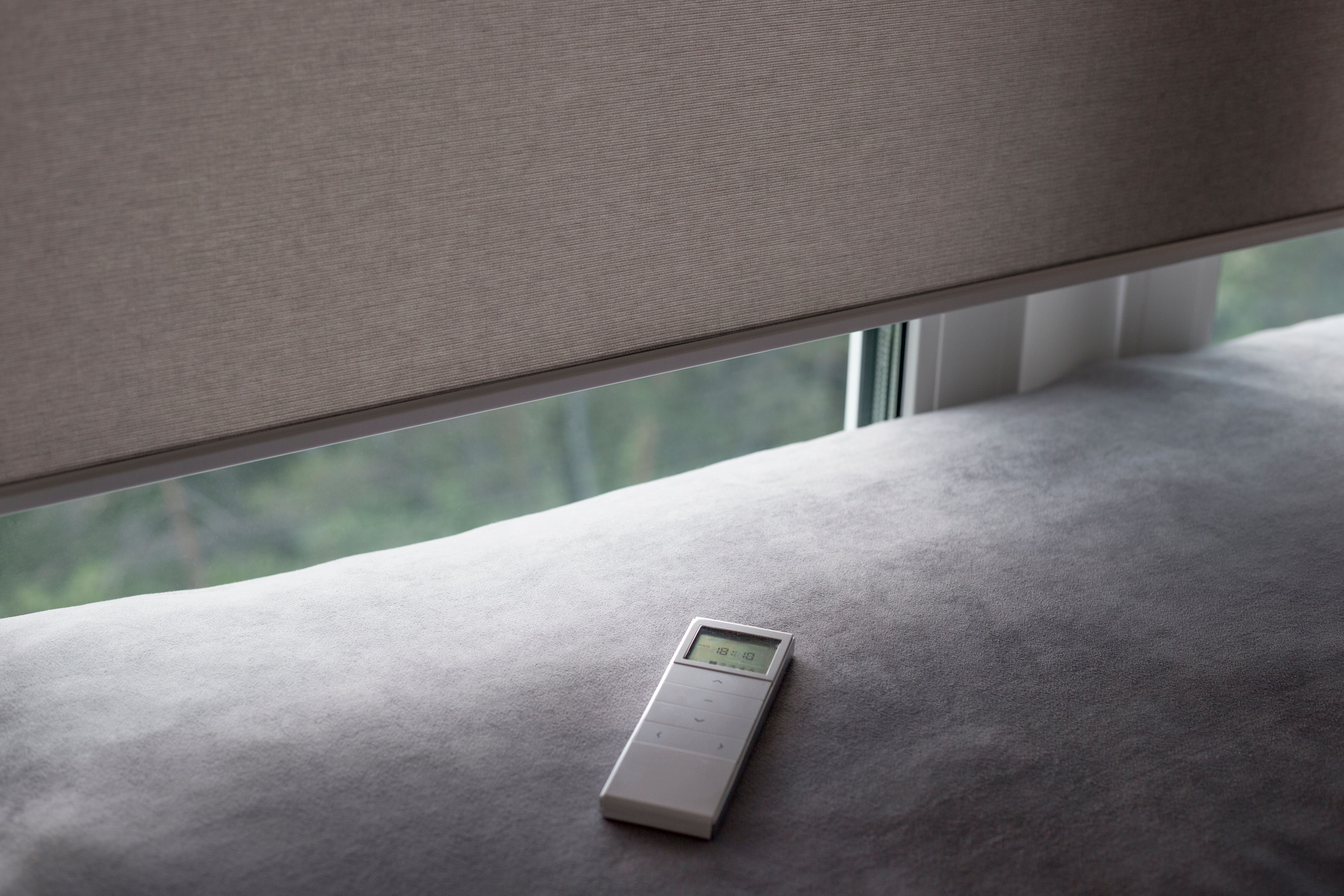 light control blinds