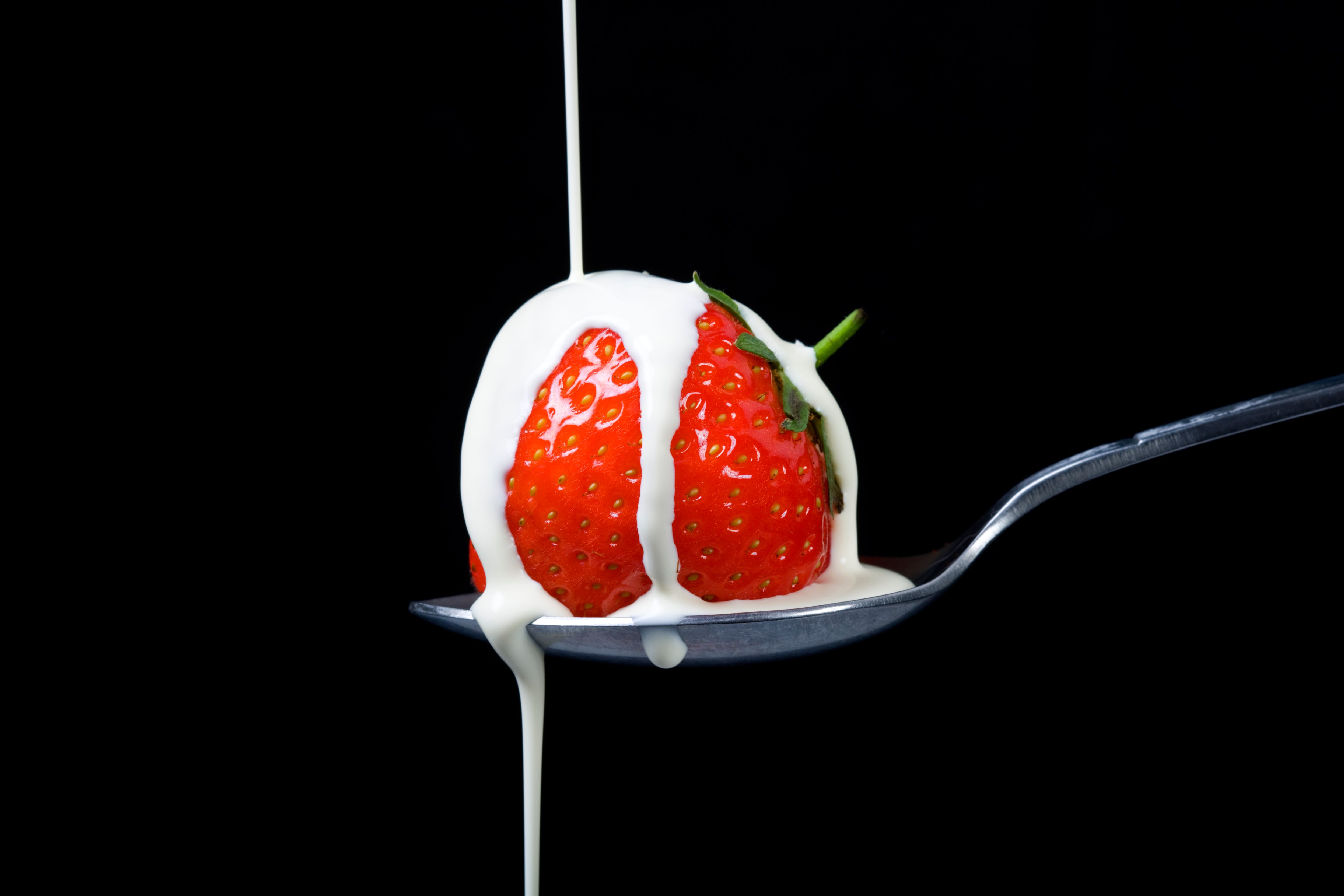 strawberries cream