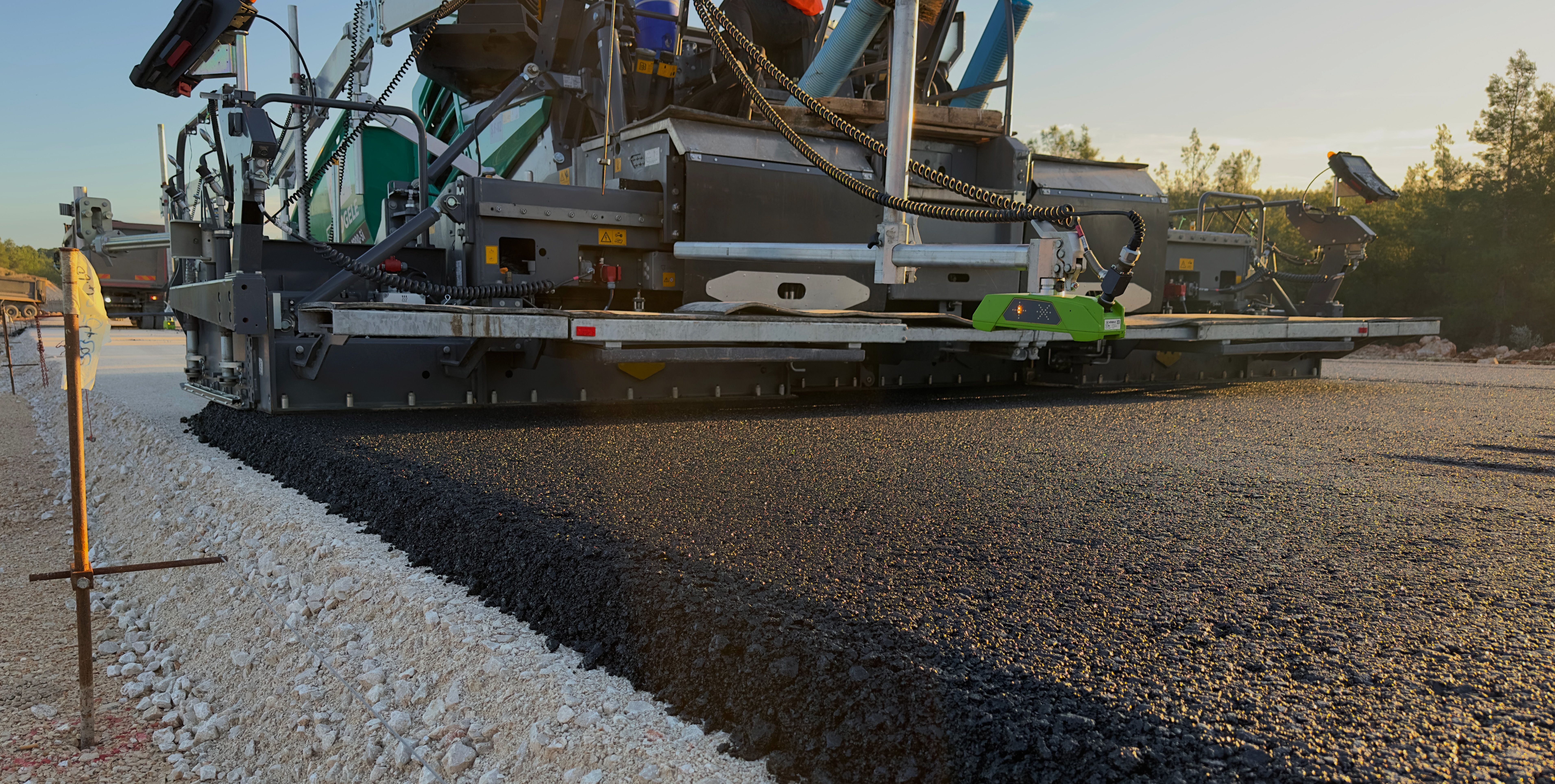 asphalt paving
