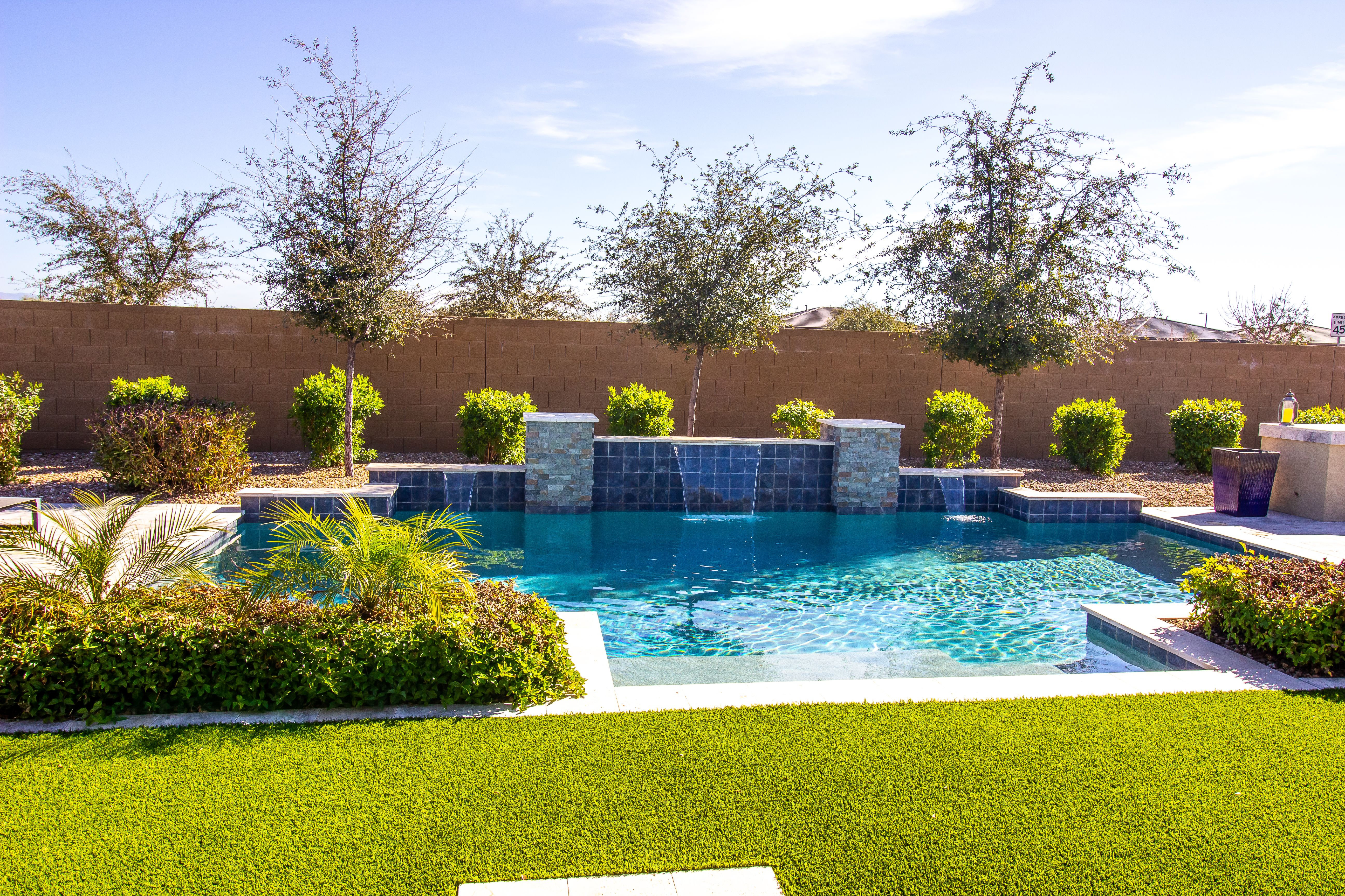 modern backyard pool