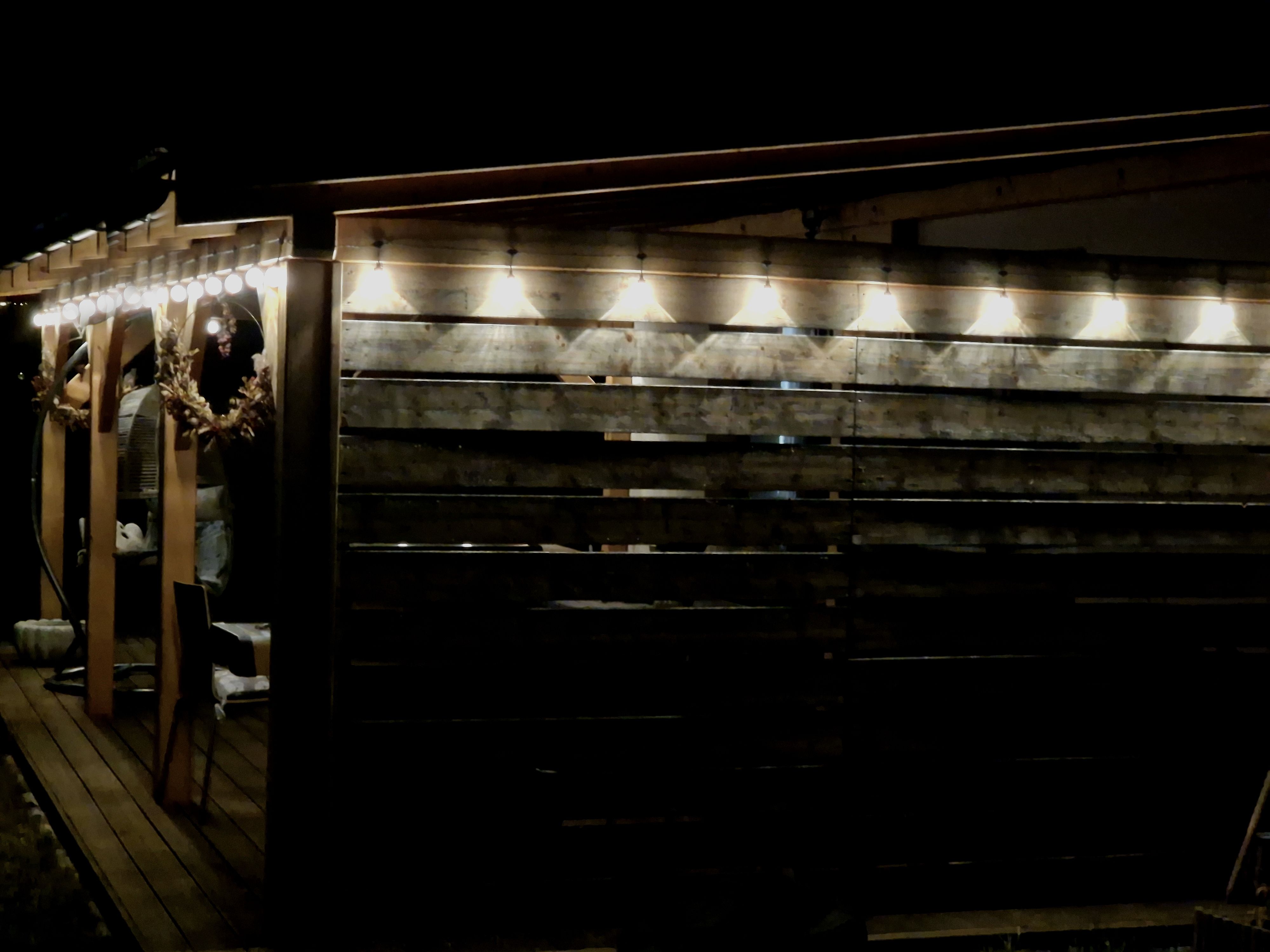 outdoor deck lighting