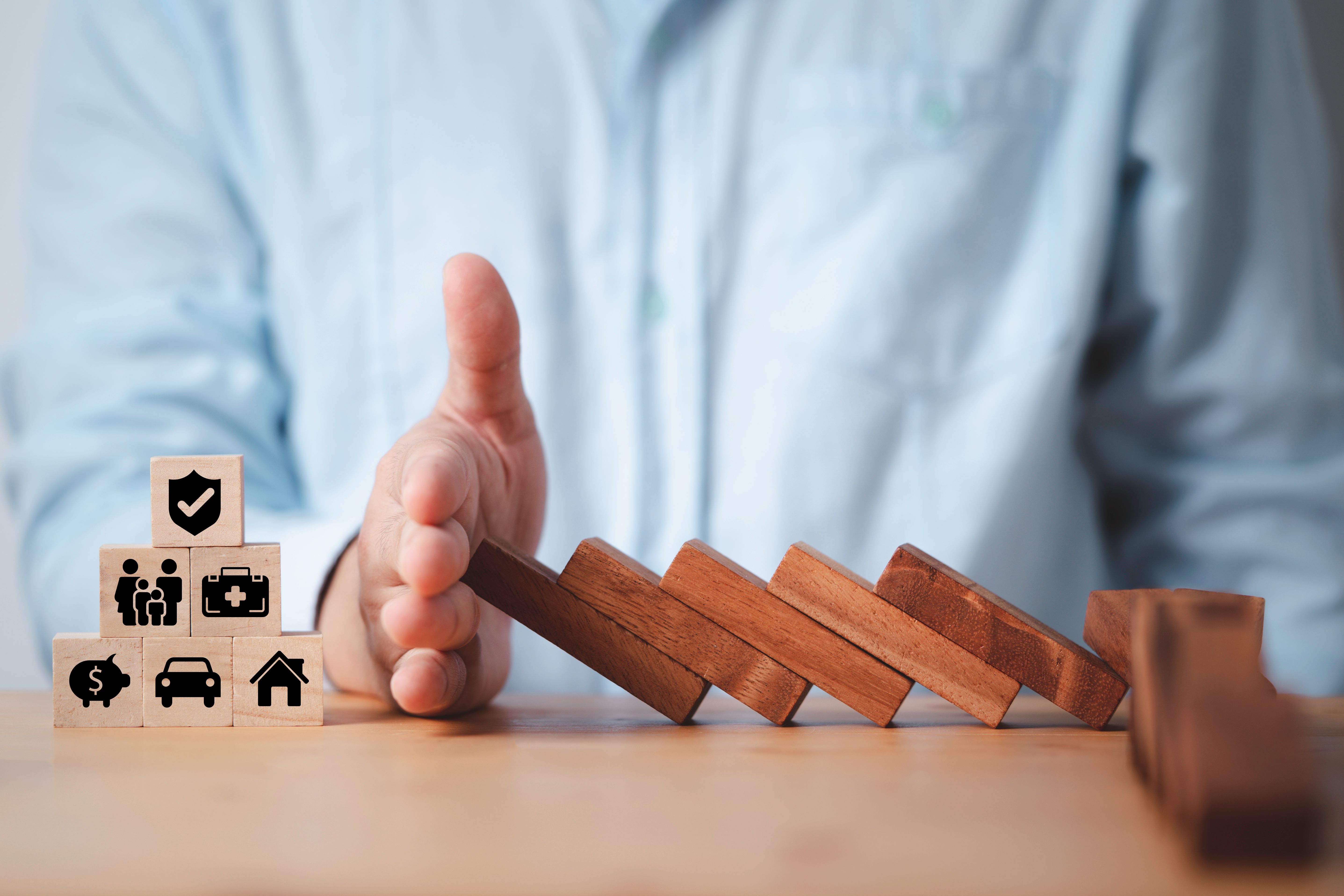 experienced insurance agent