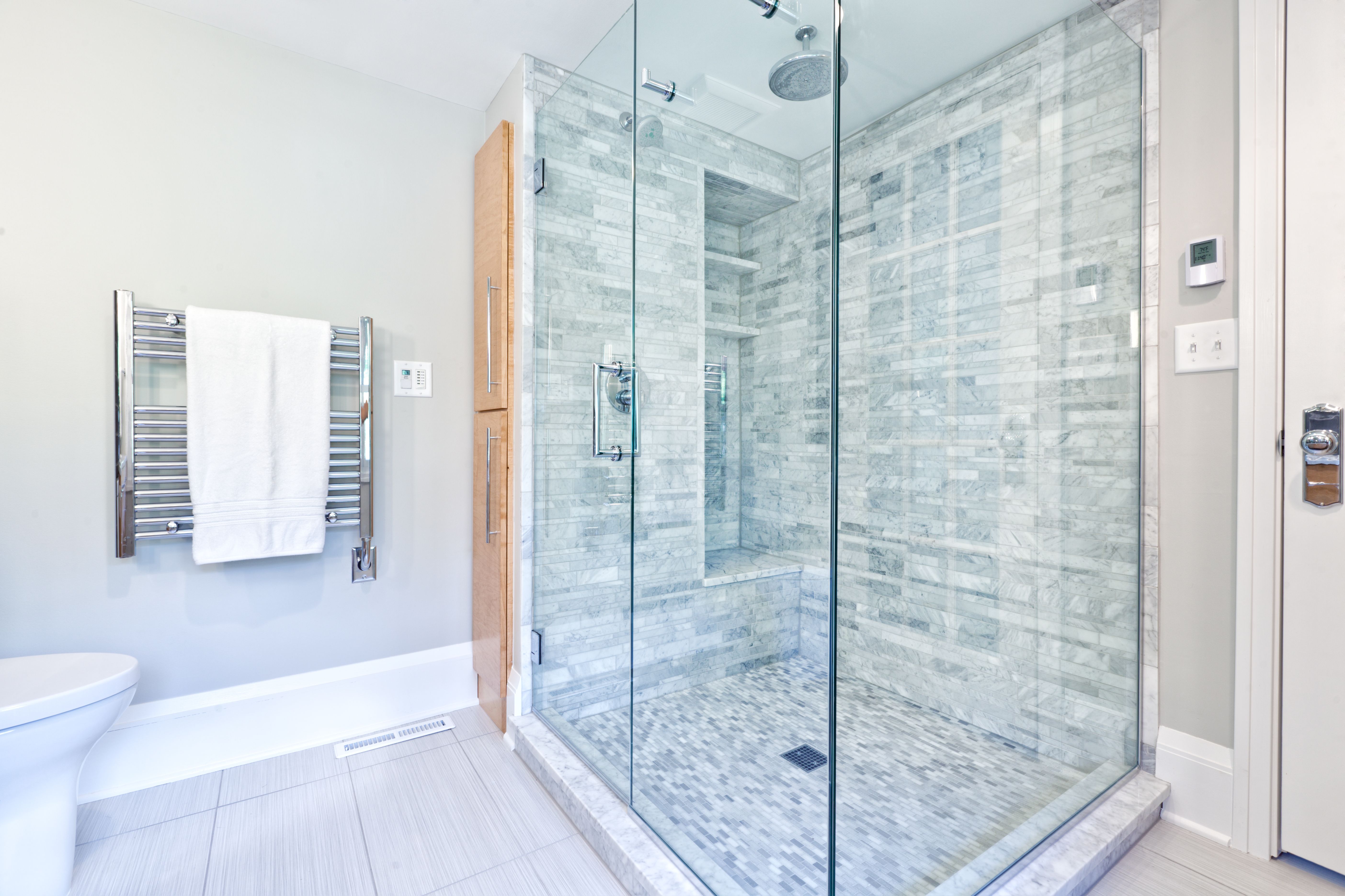 bathroom glass shower