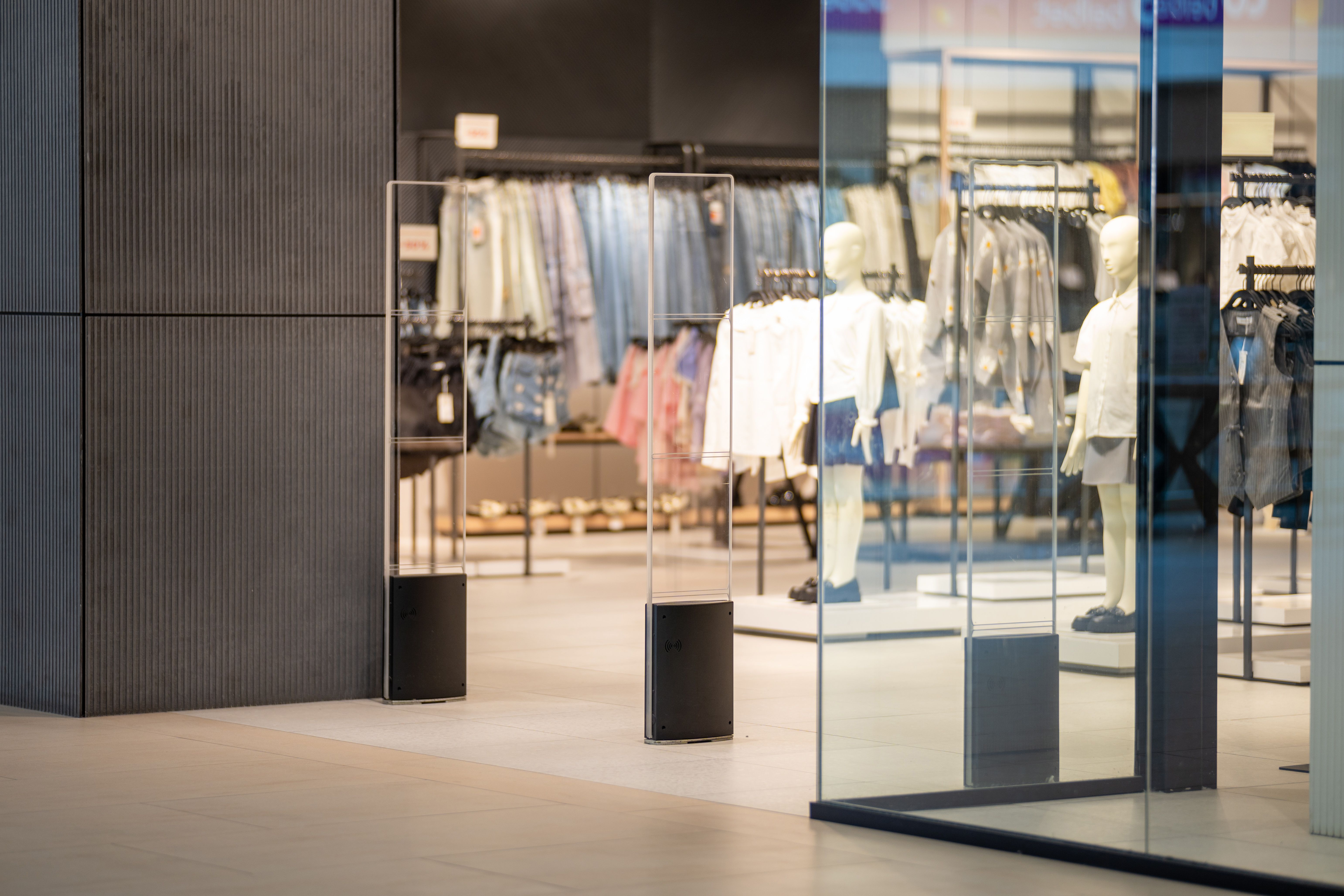 safe shopping environment