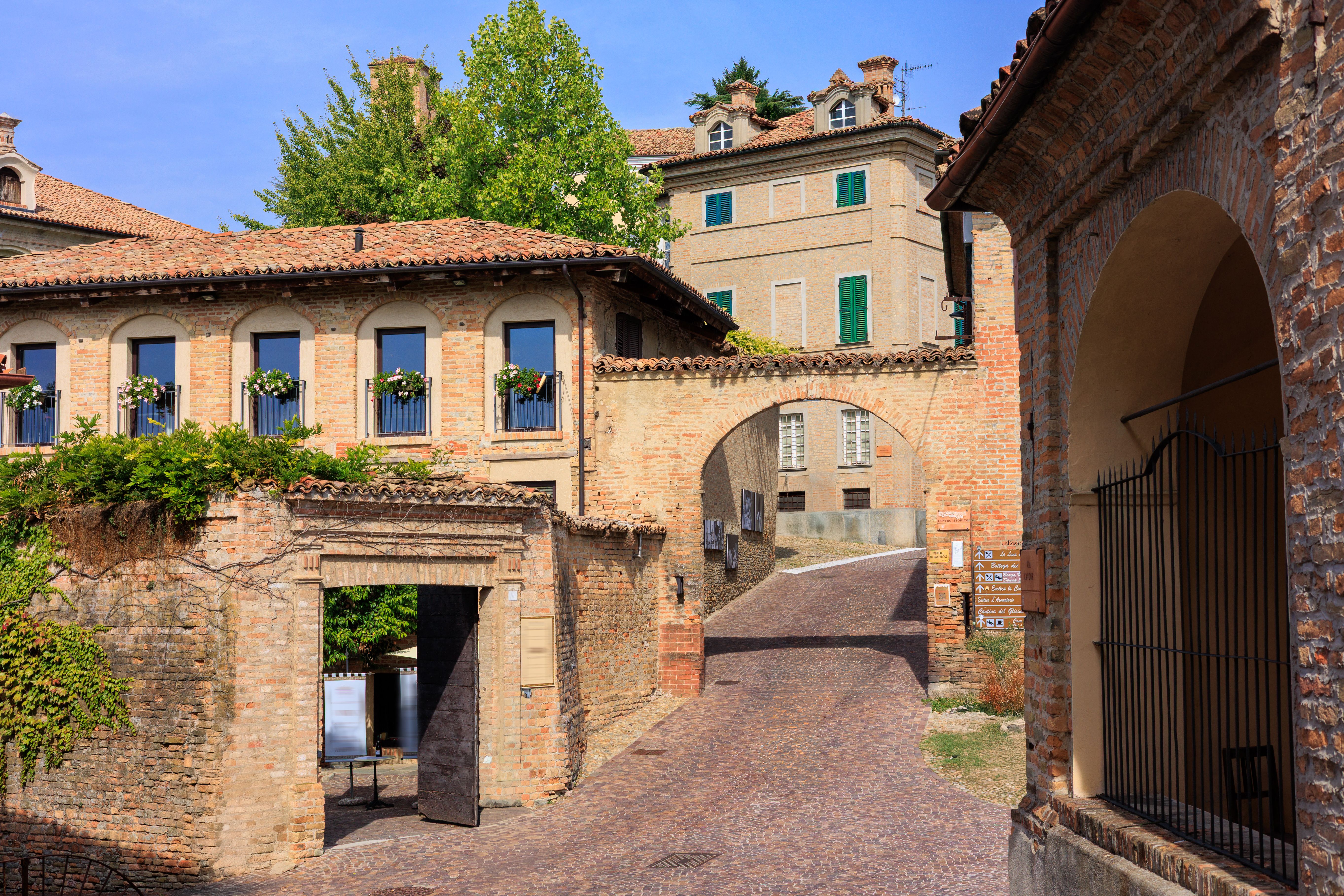 Neive, Italian town in Langhe, Piedmont