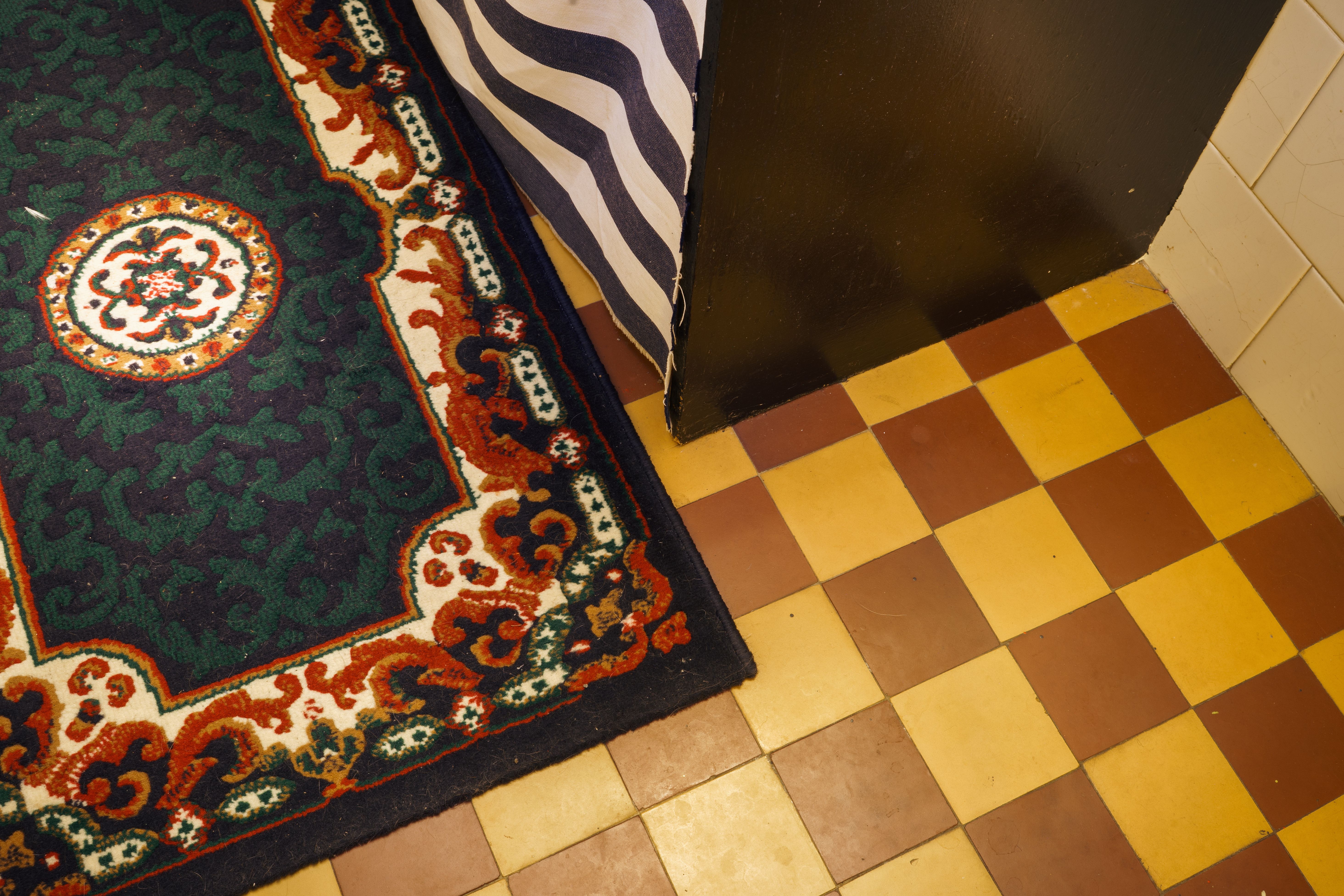 bold patterned flooring