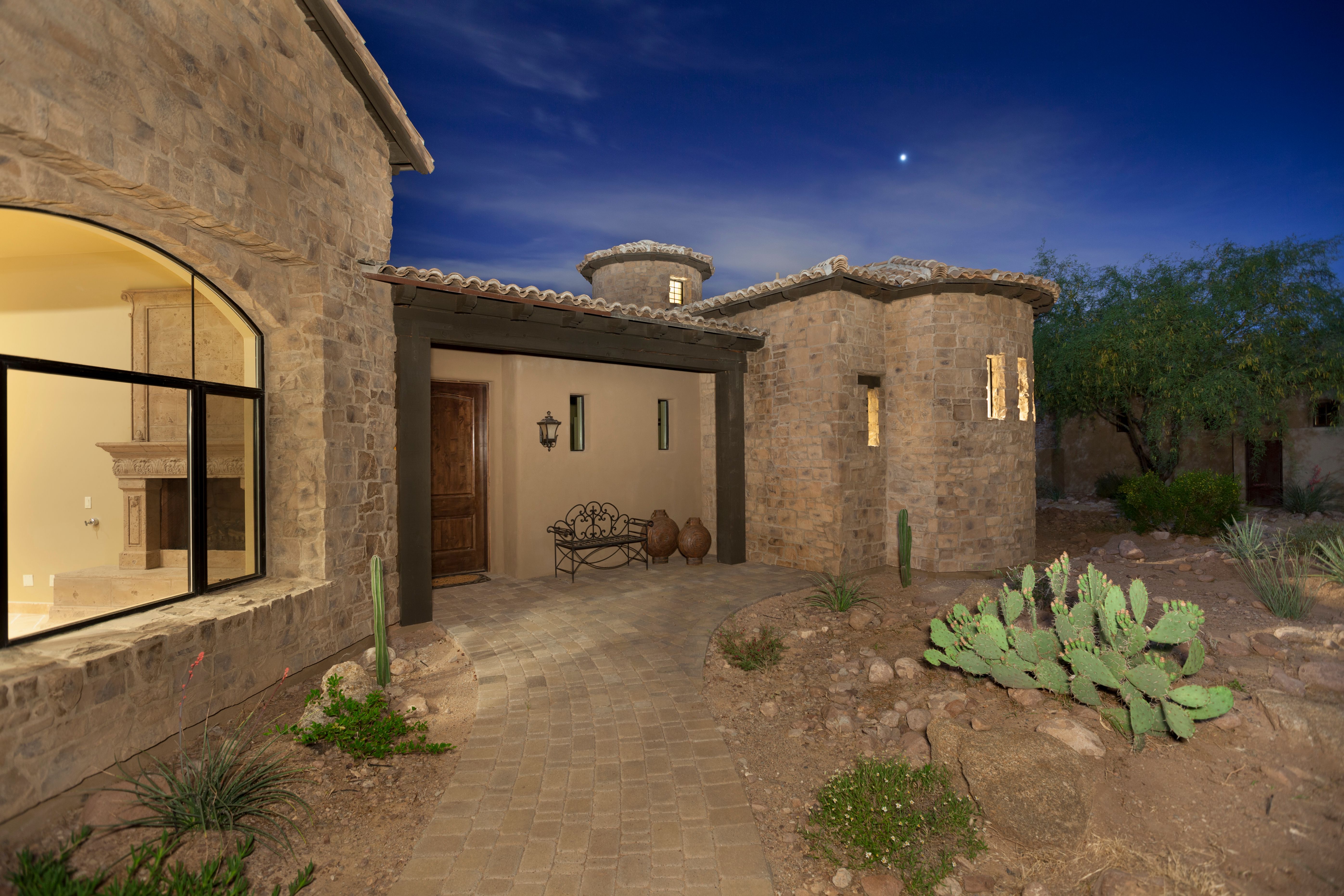 luxury homes phoenix