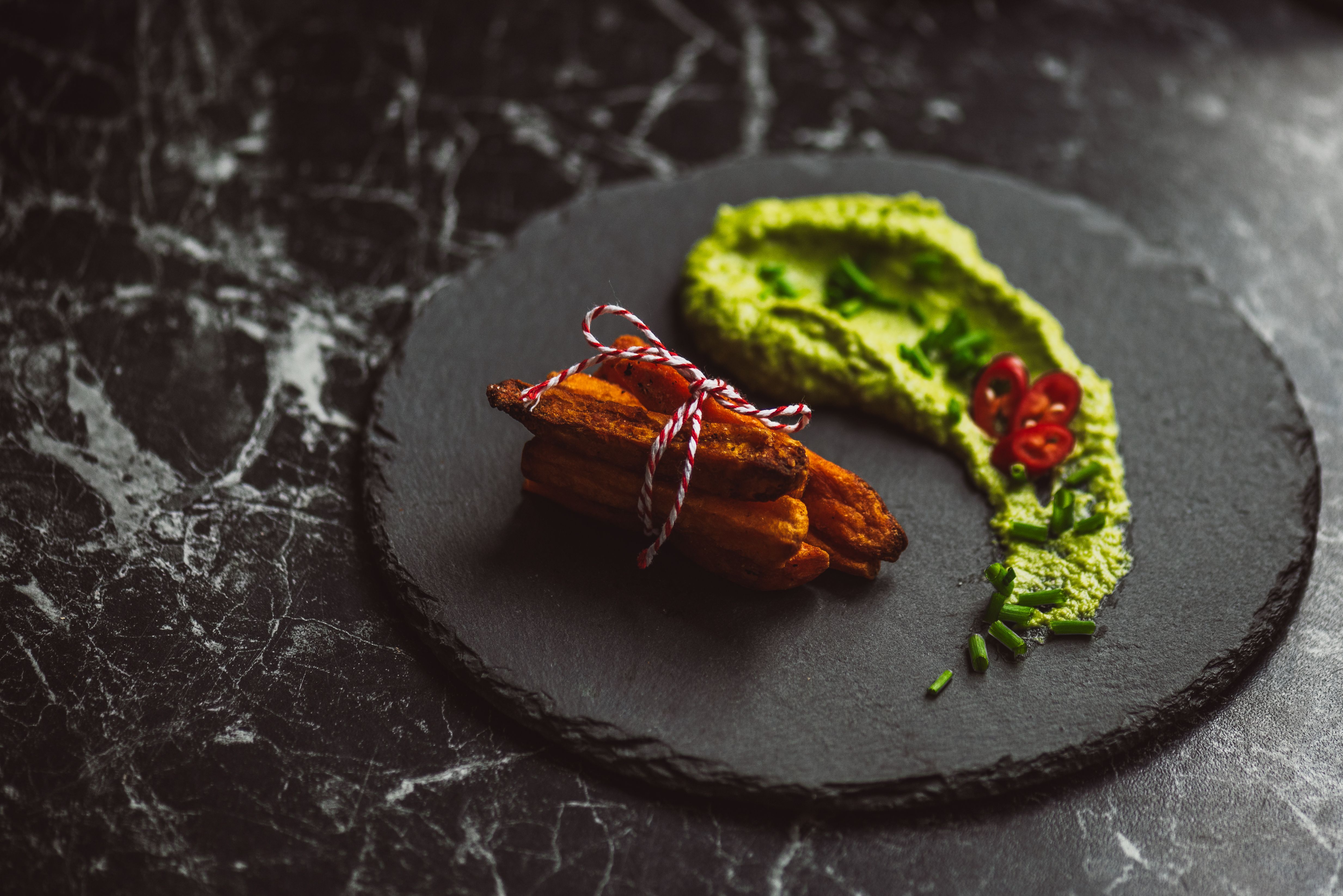 guacamole serving