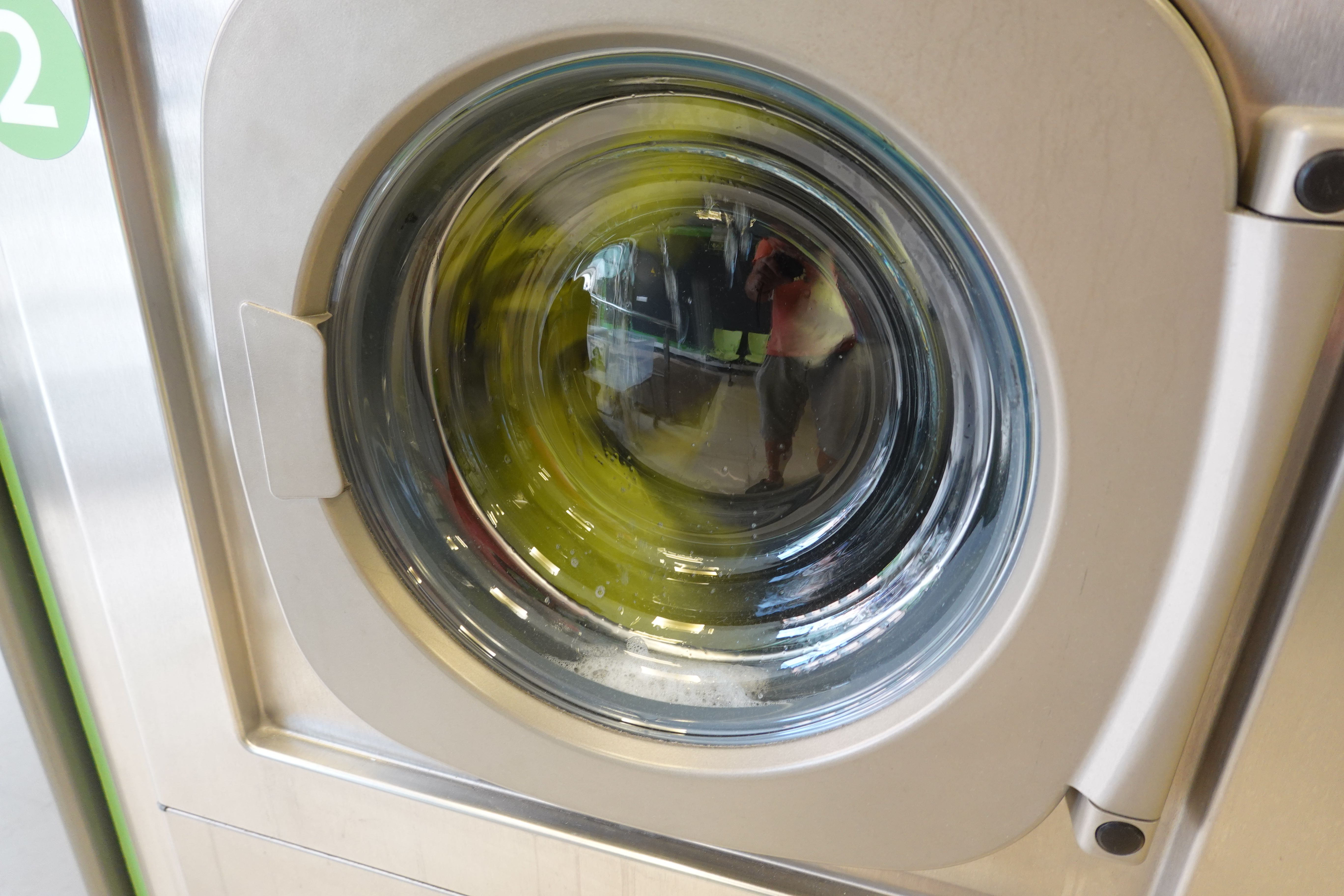 laundromat amenities