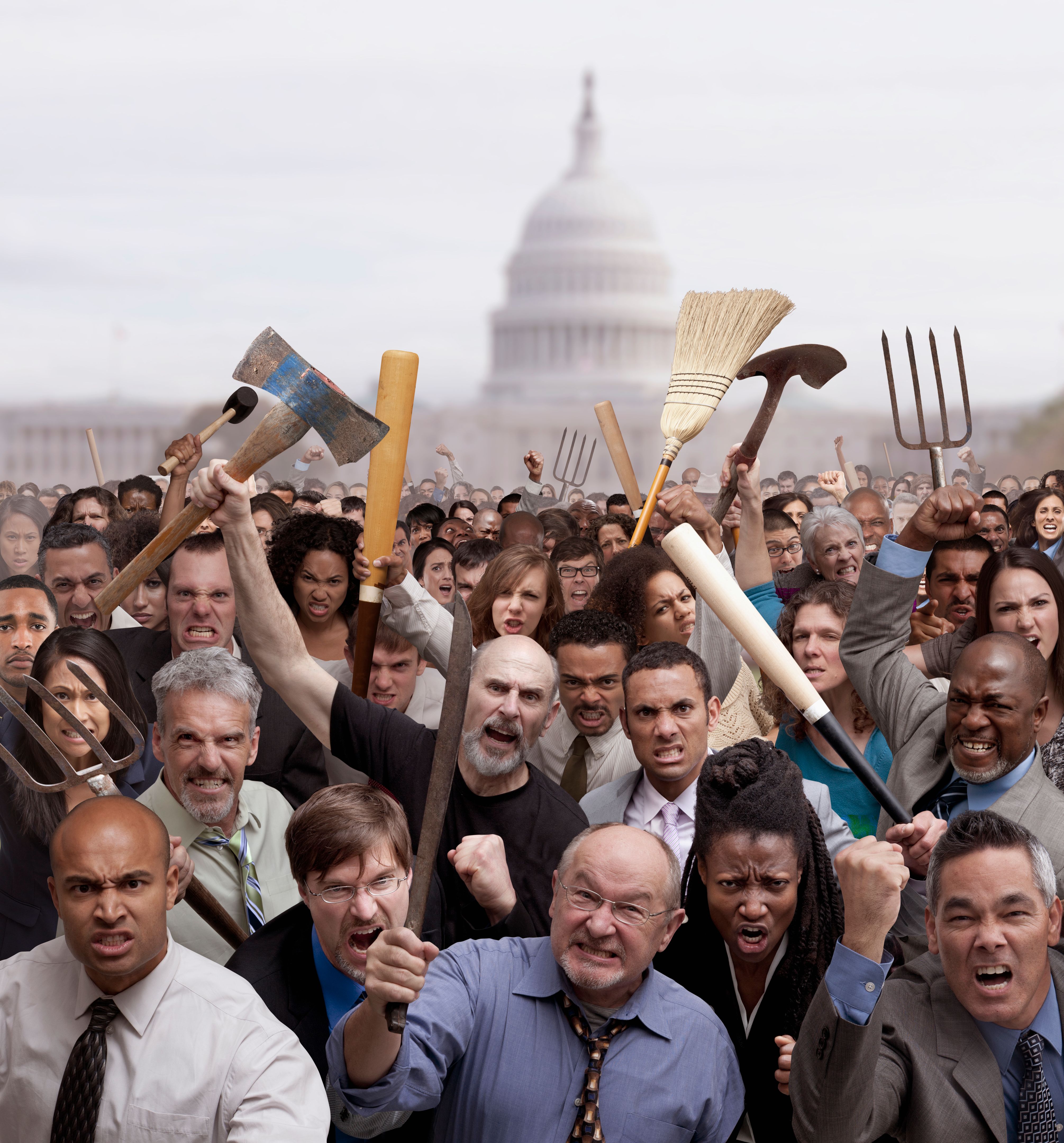 Large crowd of angry people in front of White House