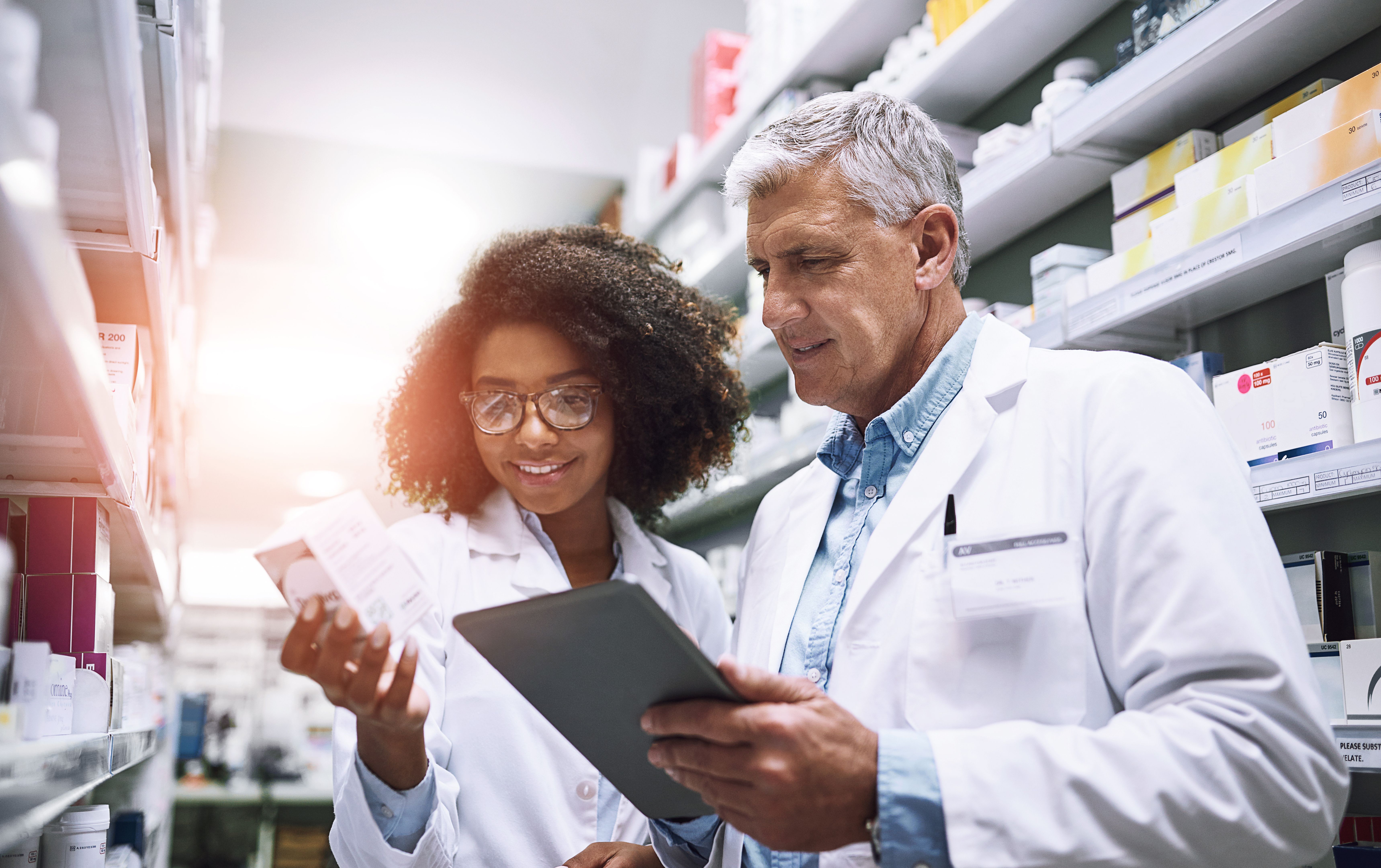 pharmacist communicating