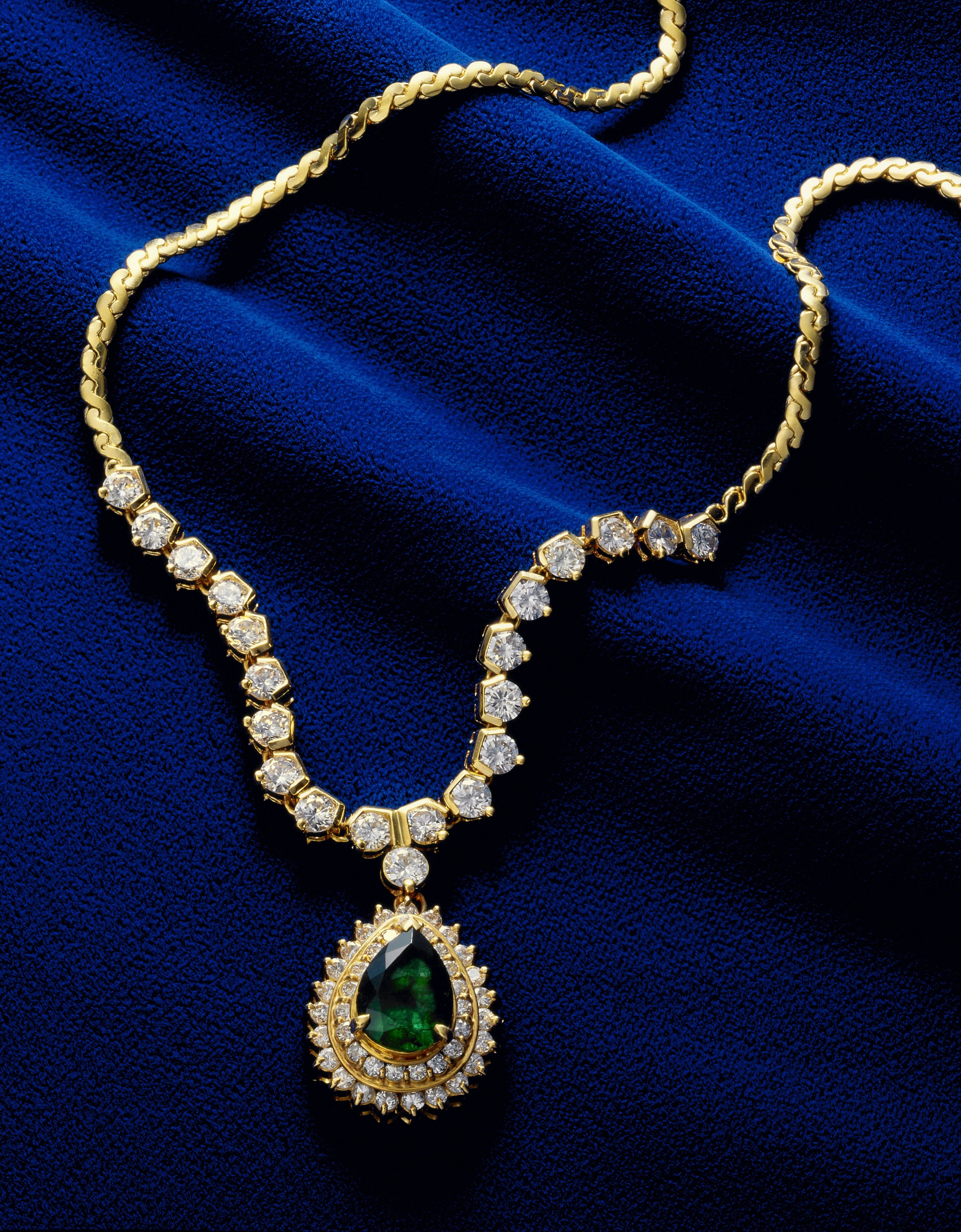 gold diamond jewellery