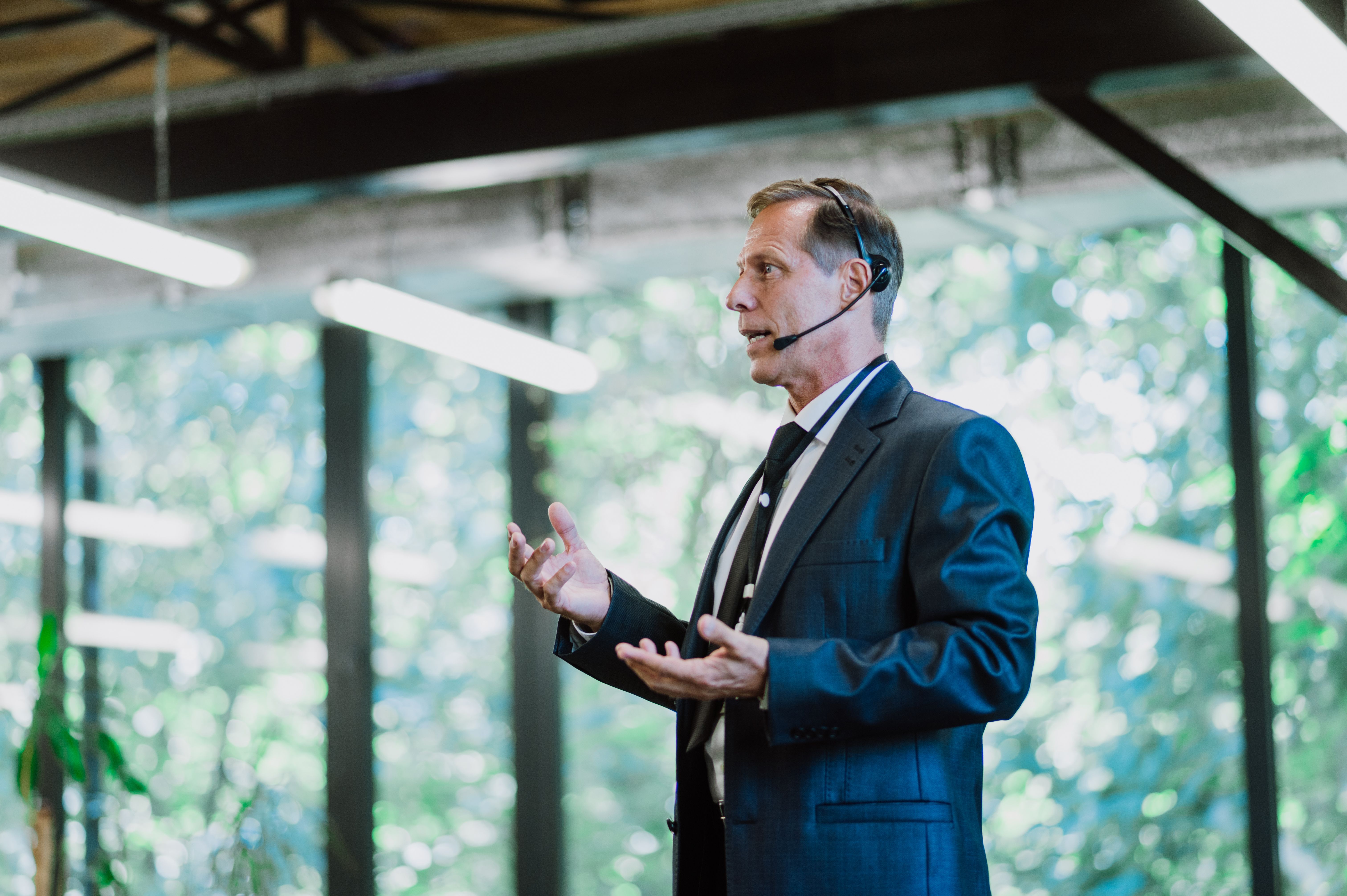 cryptocurrency speakers