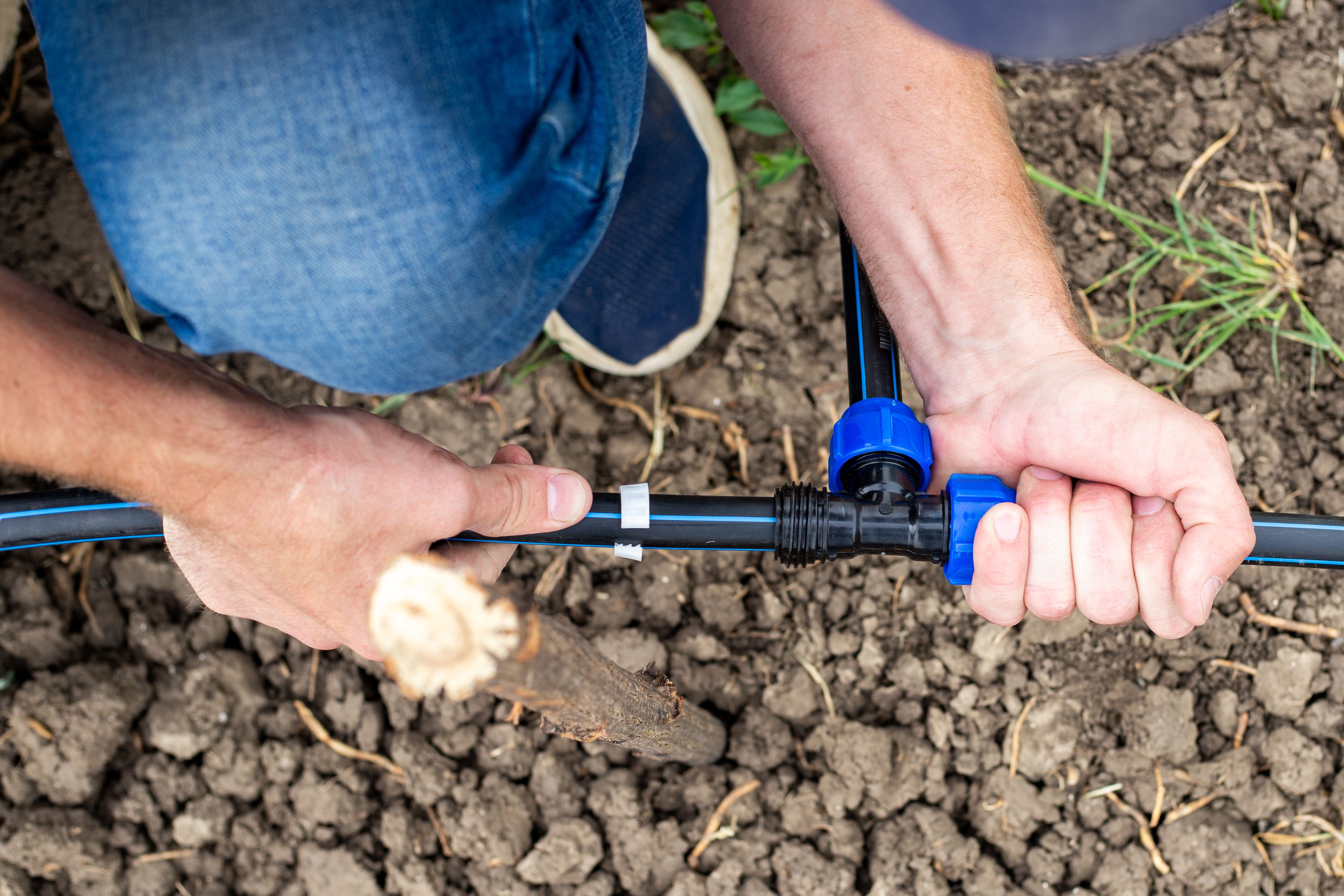 irrigation pipe installation