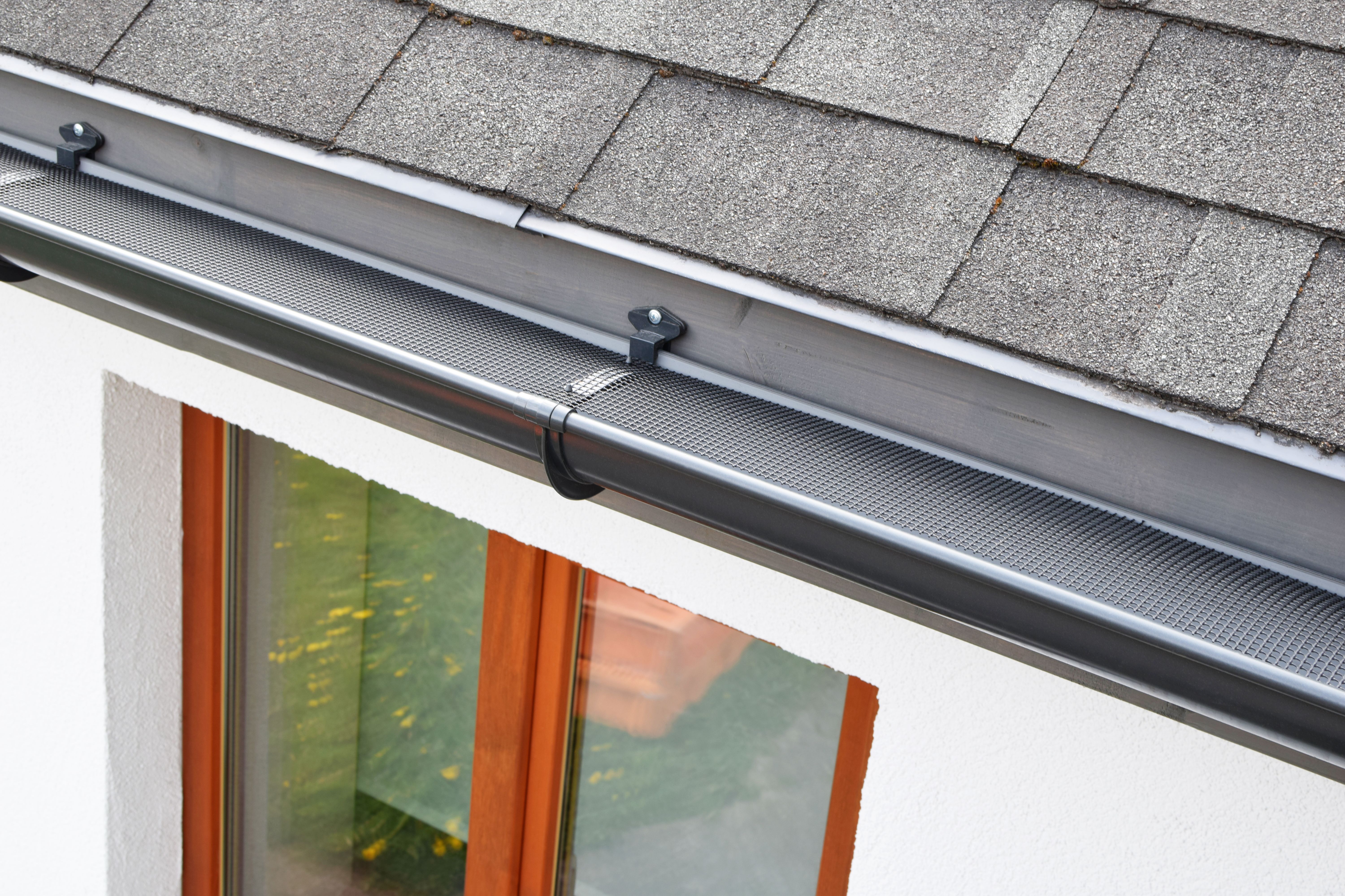 installing gutter guards