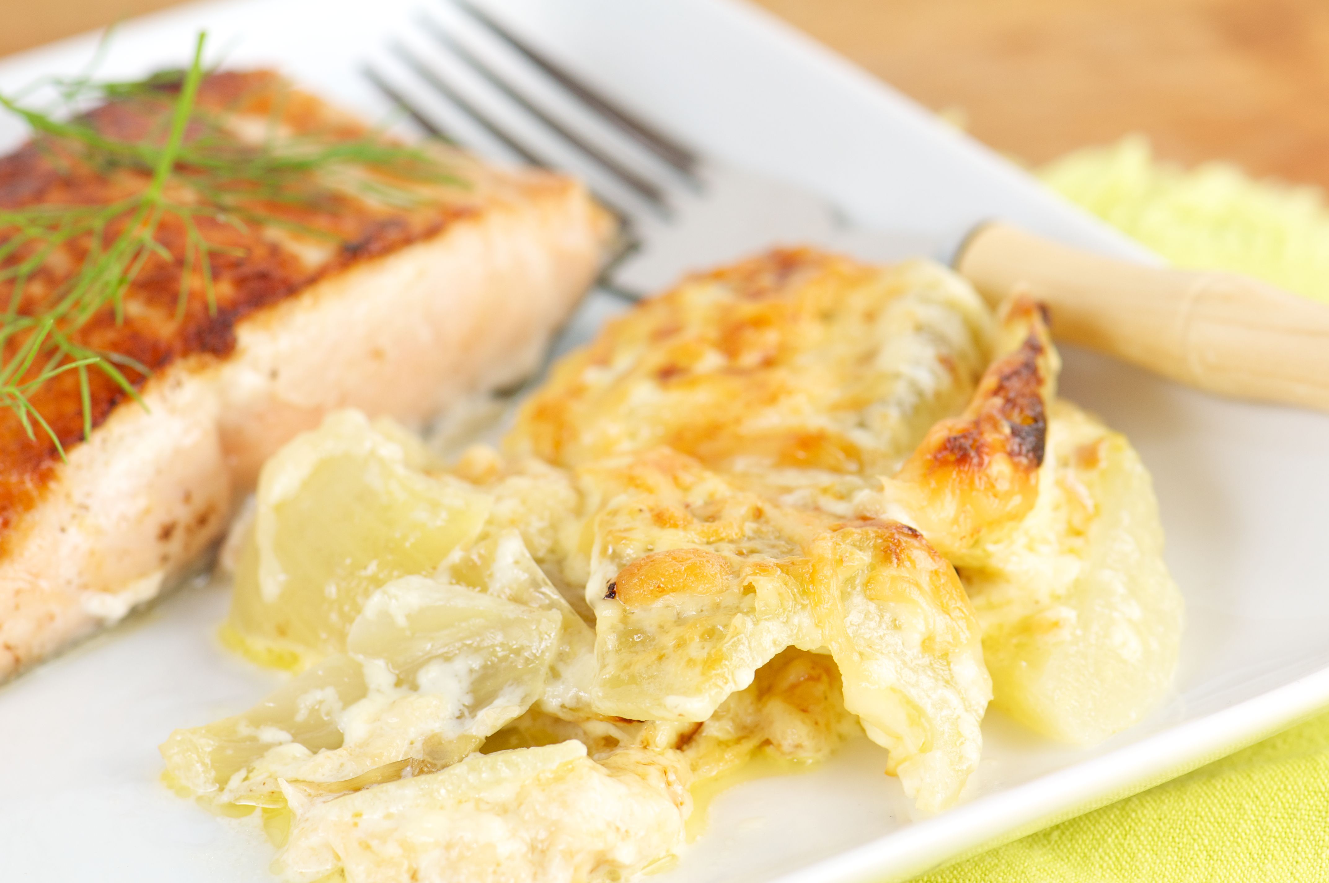 serving fish gratin