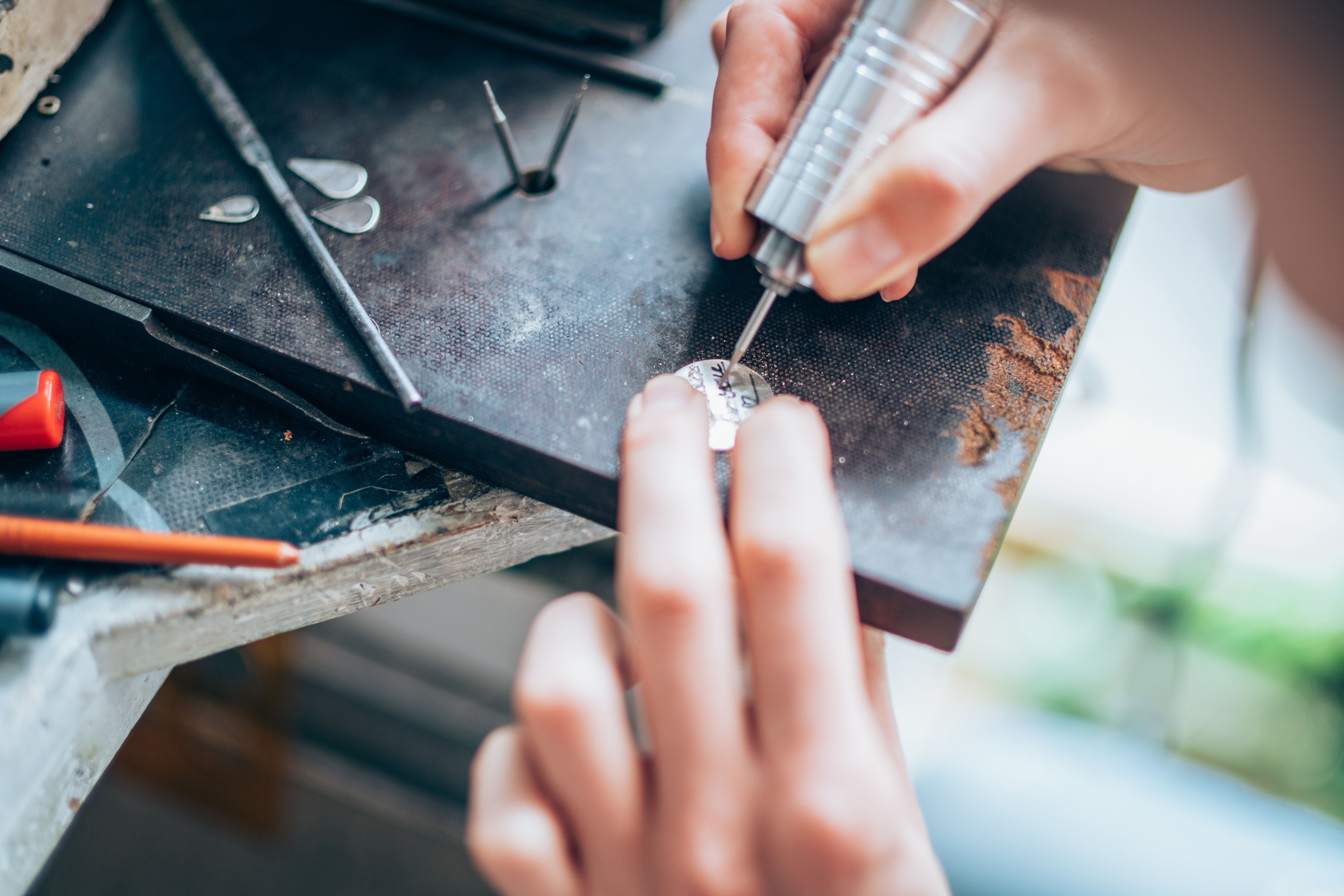 custom engraving workshop