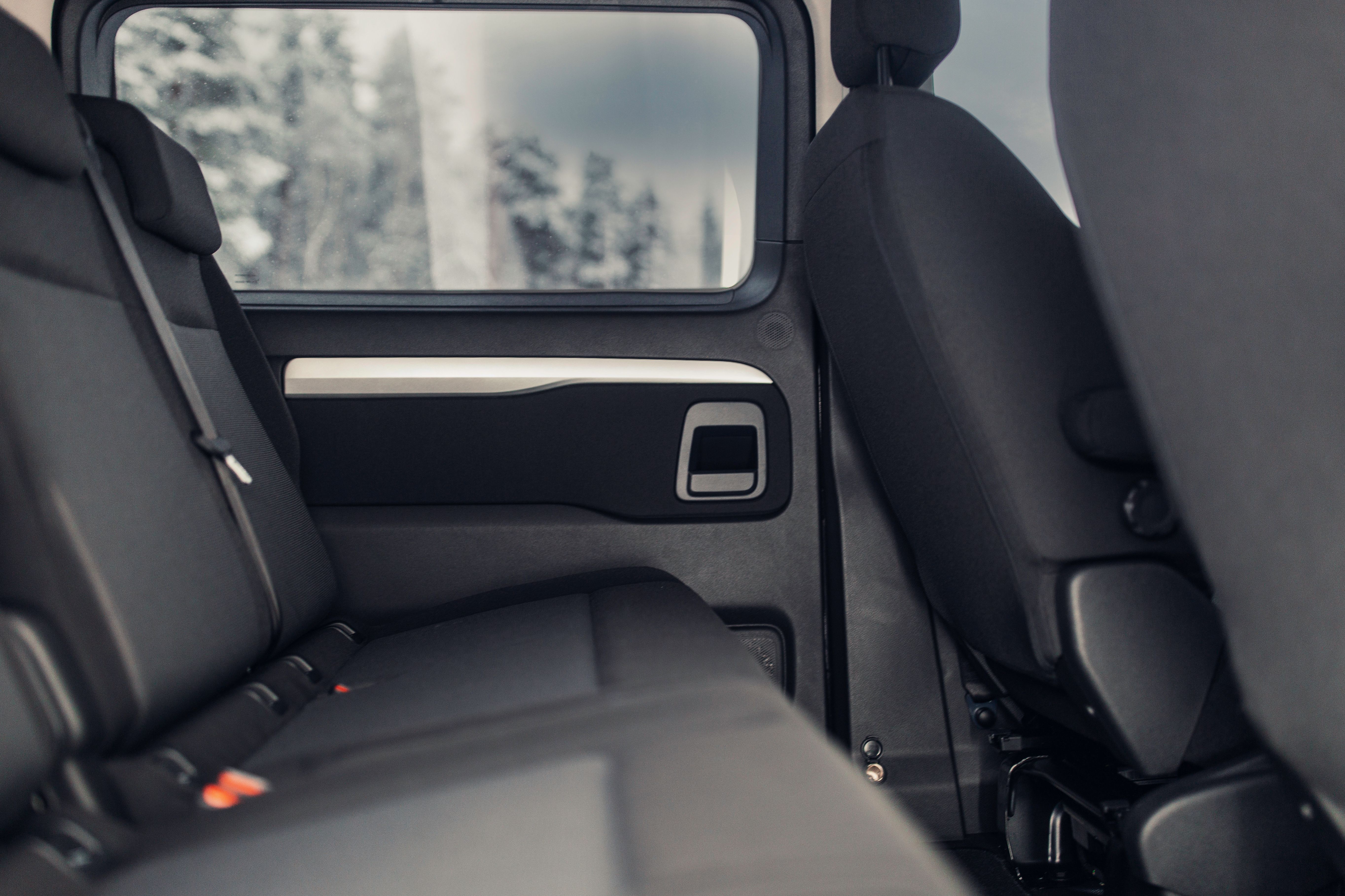 minibus luxury features