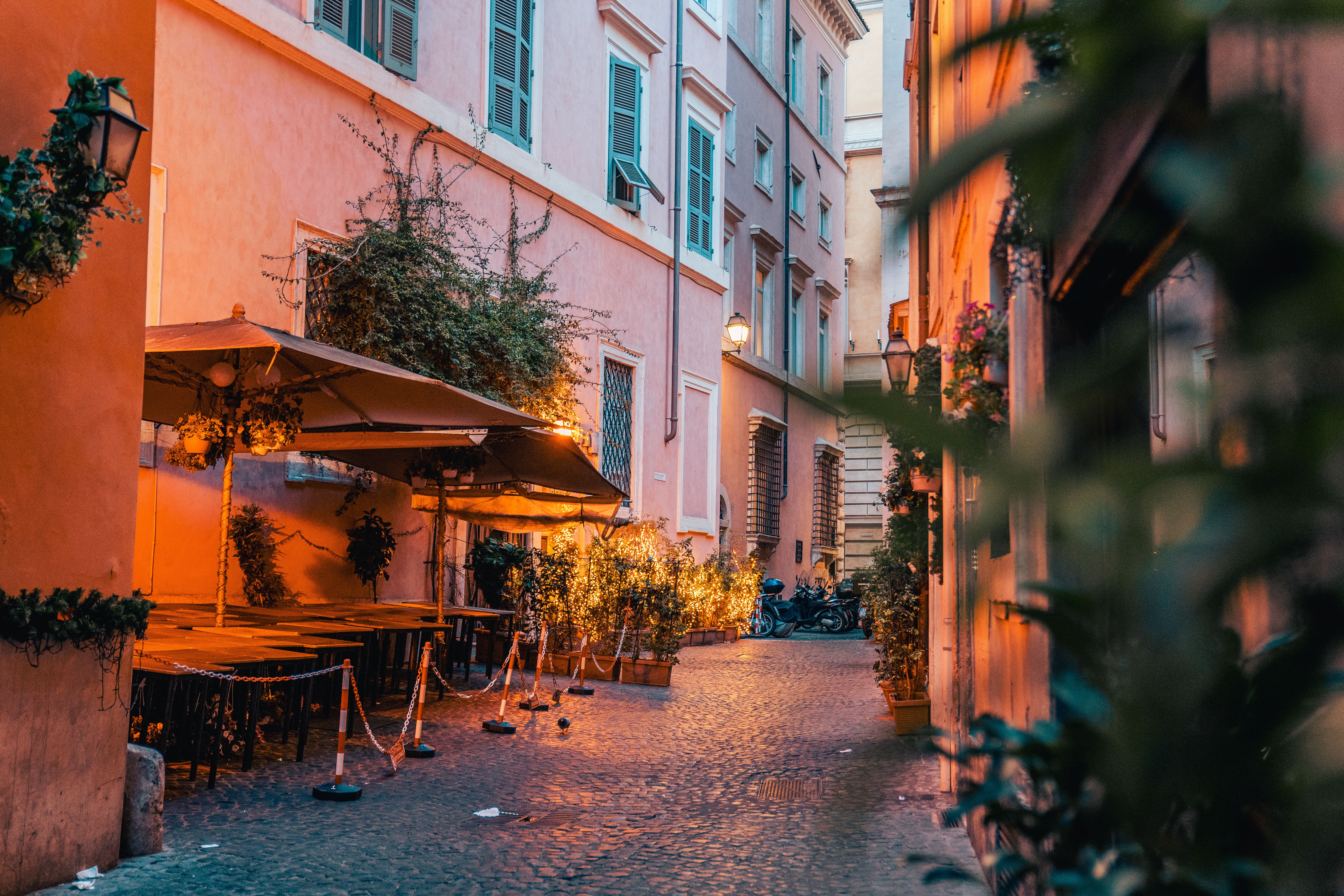 trastevere street