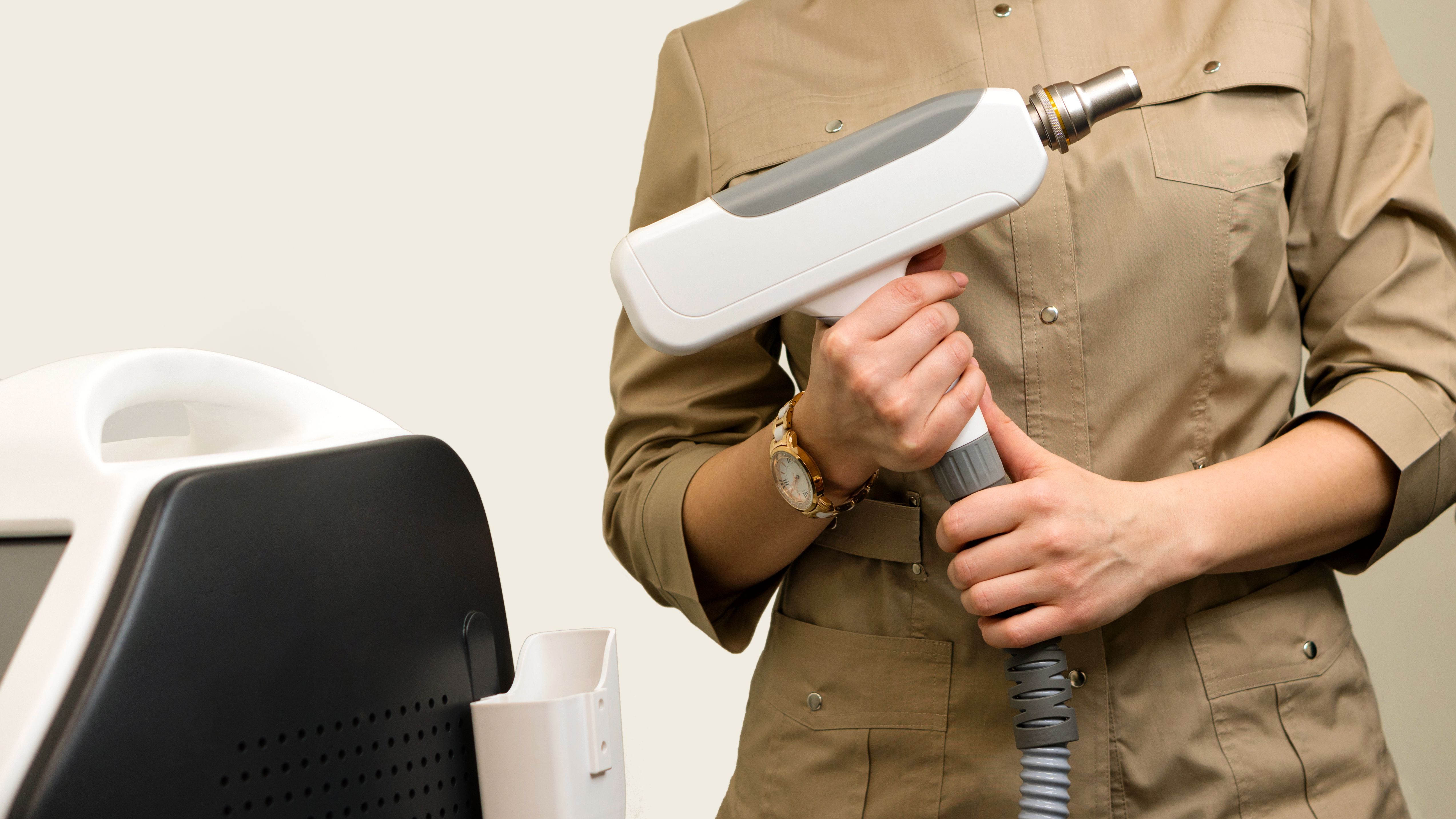 tattoo removal tatuaje evento minimalist tattoo custom tattoo tatuaje estrellas mejor estudio tatuajes sevilla numero uno best tattoo shop sevilla fineline dotwork traditional linea fina realismo tradicional  urbe tattoo minitatu