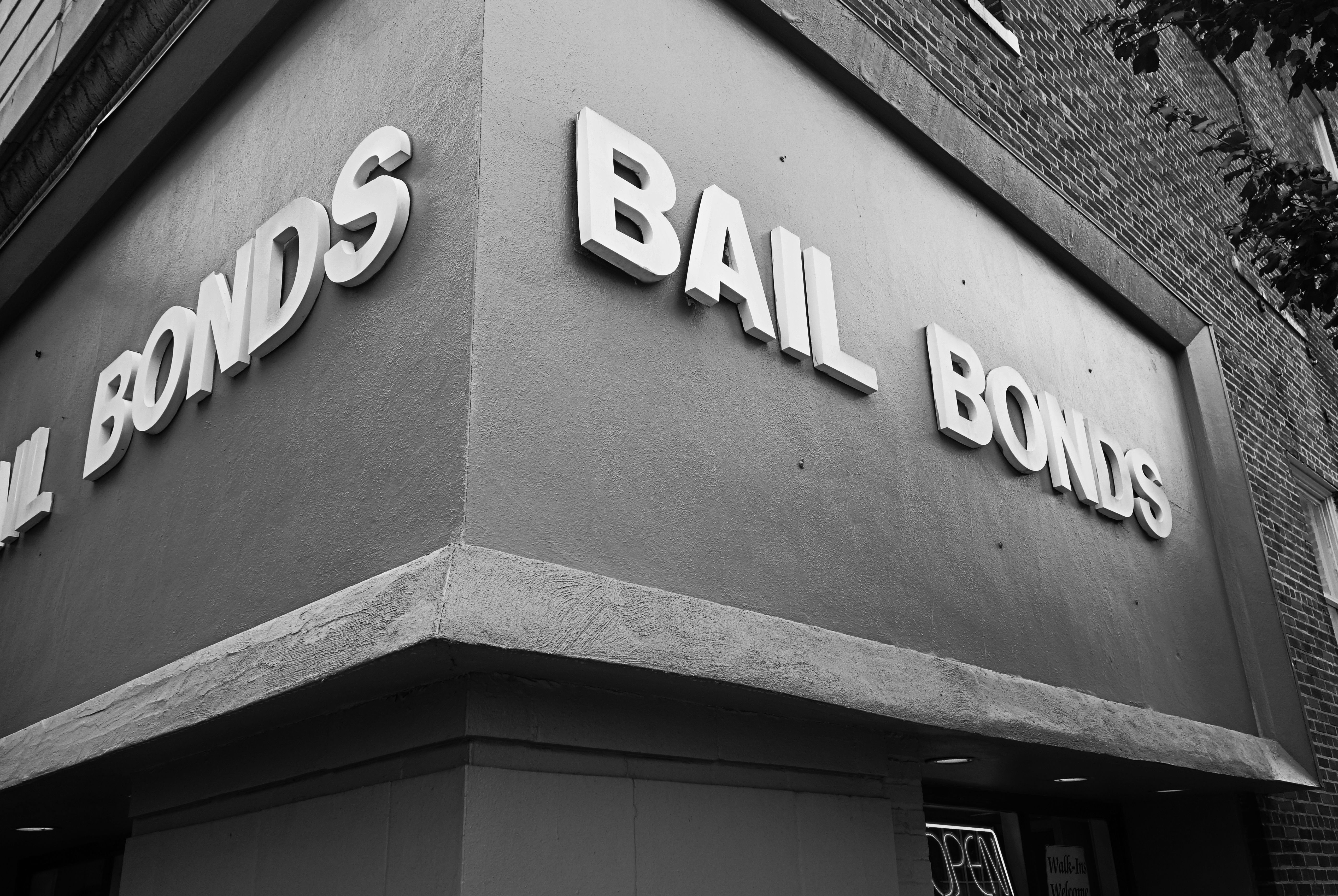 bail bondsman