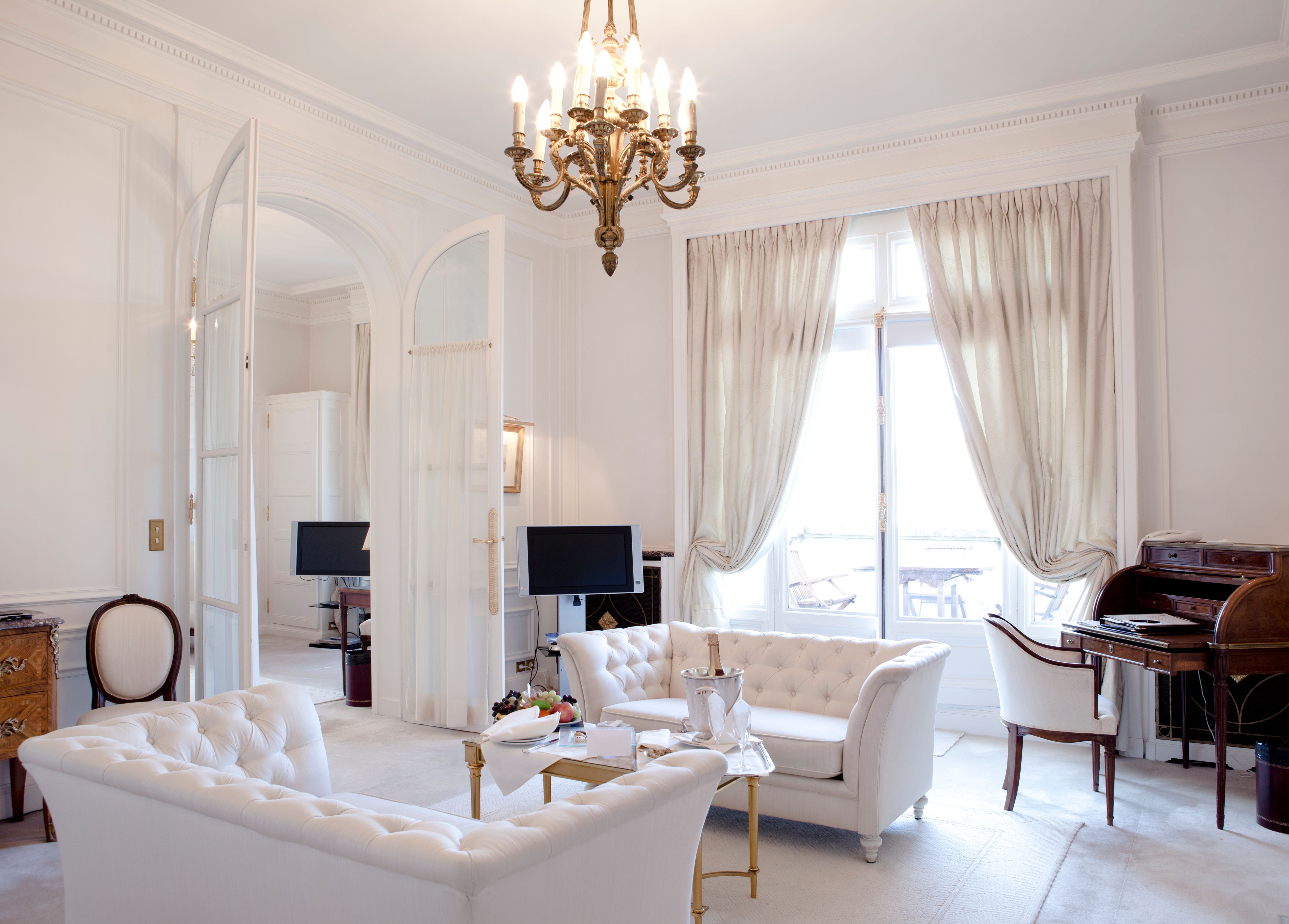 luxury suites