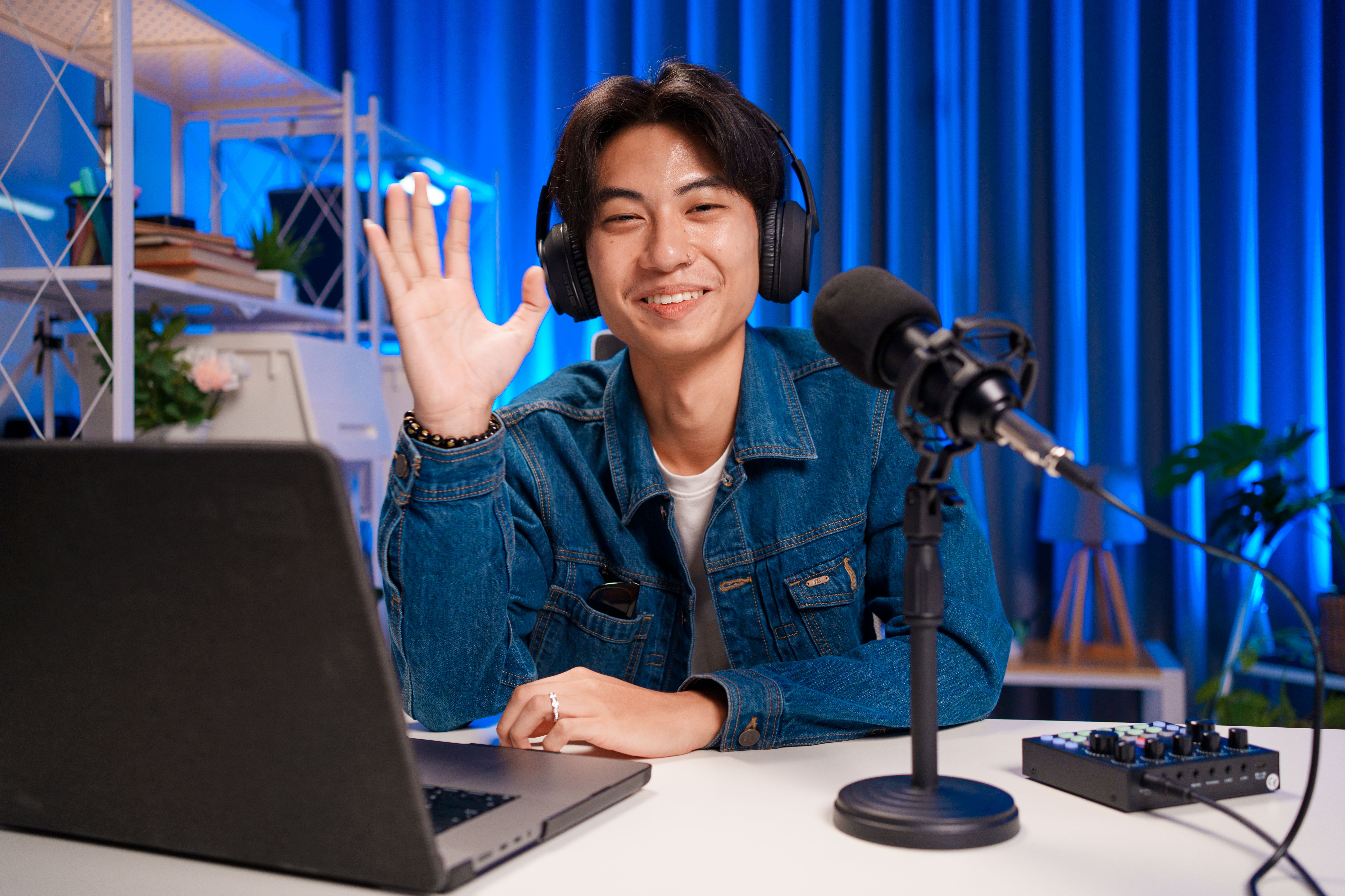 influencer recording video