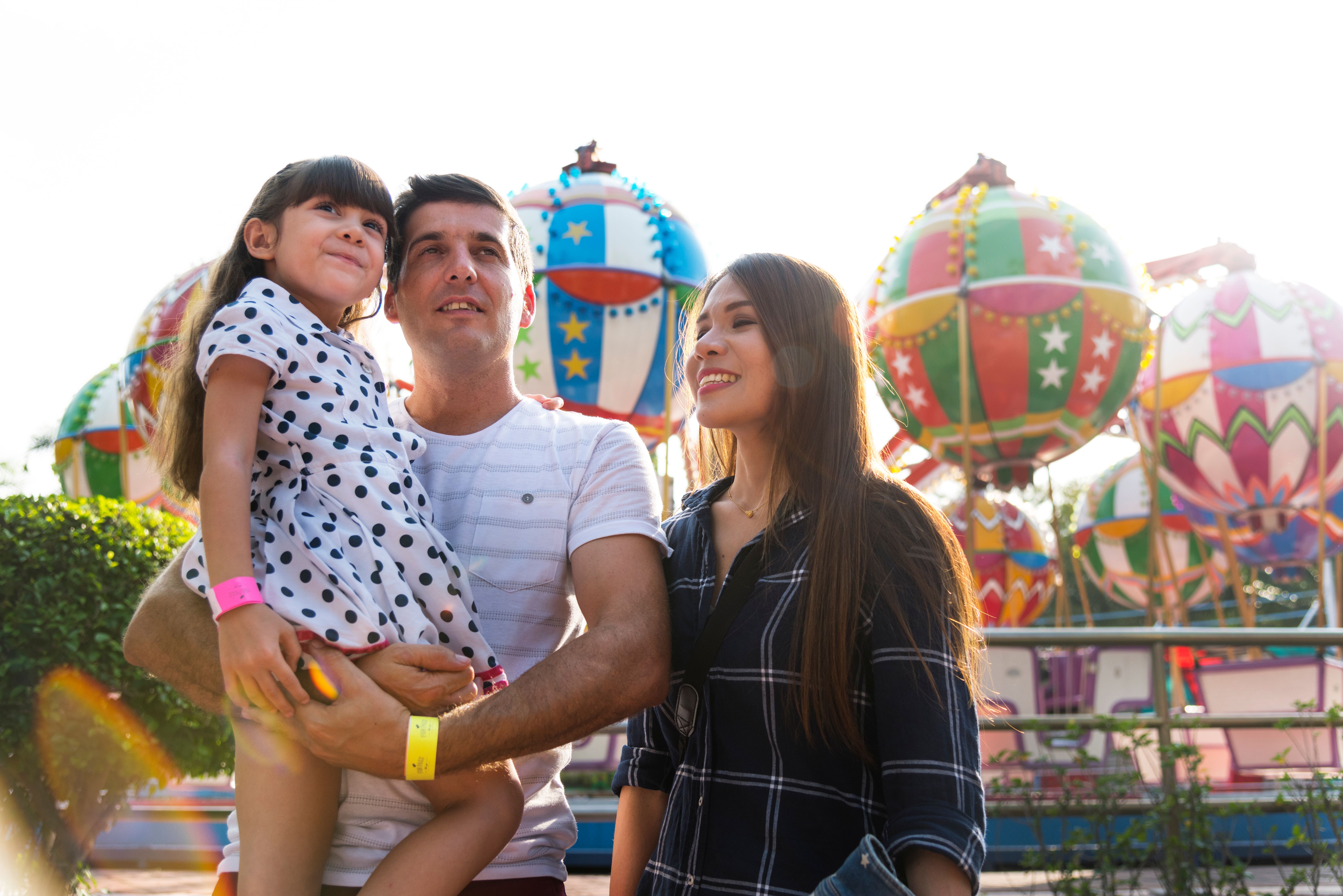 family at theme park