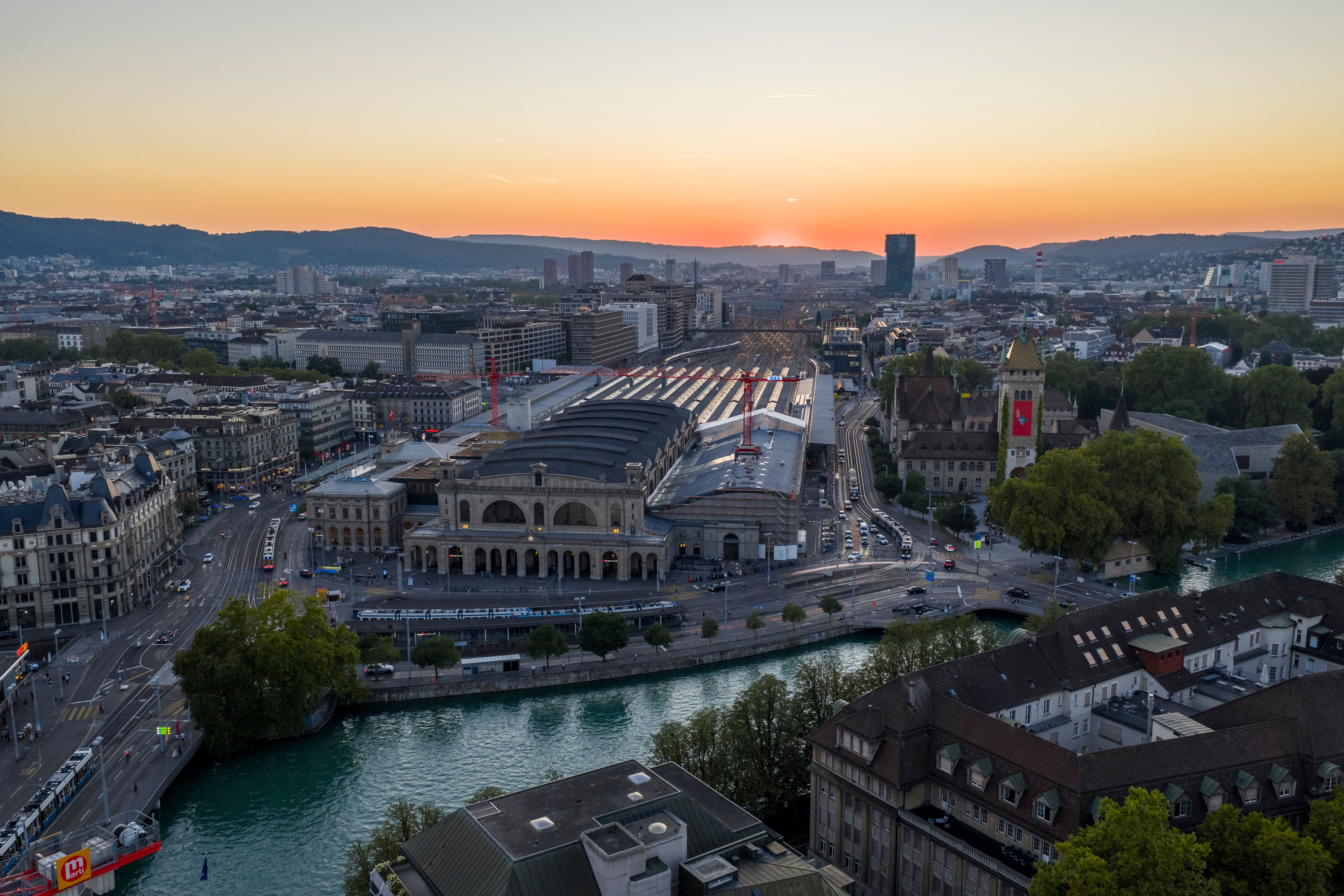 lake zurich business