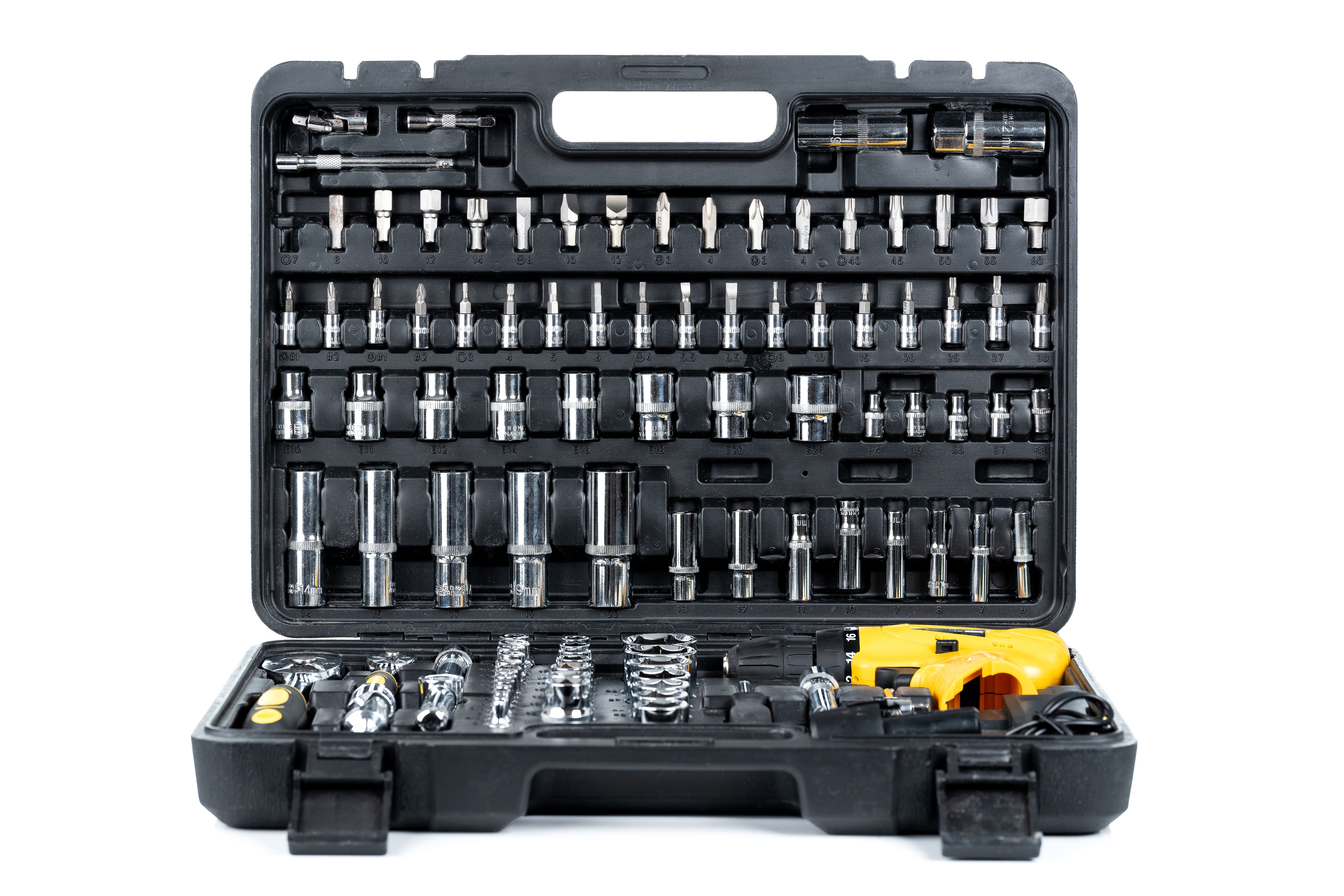 manual gardening tools