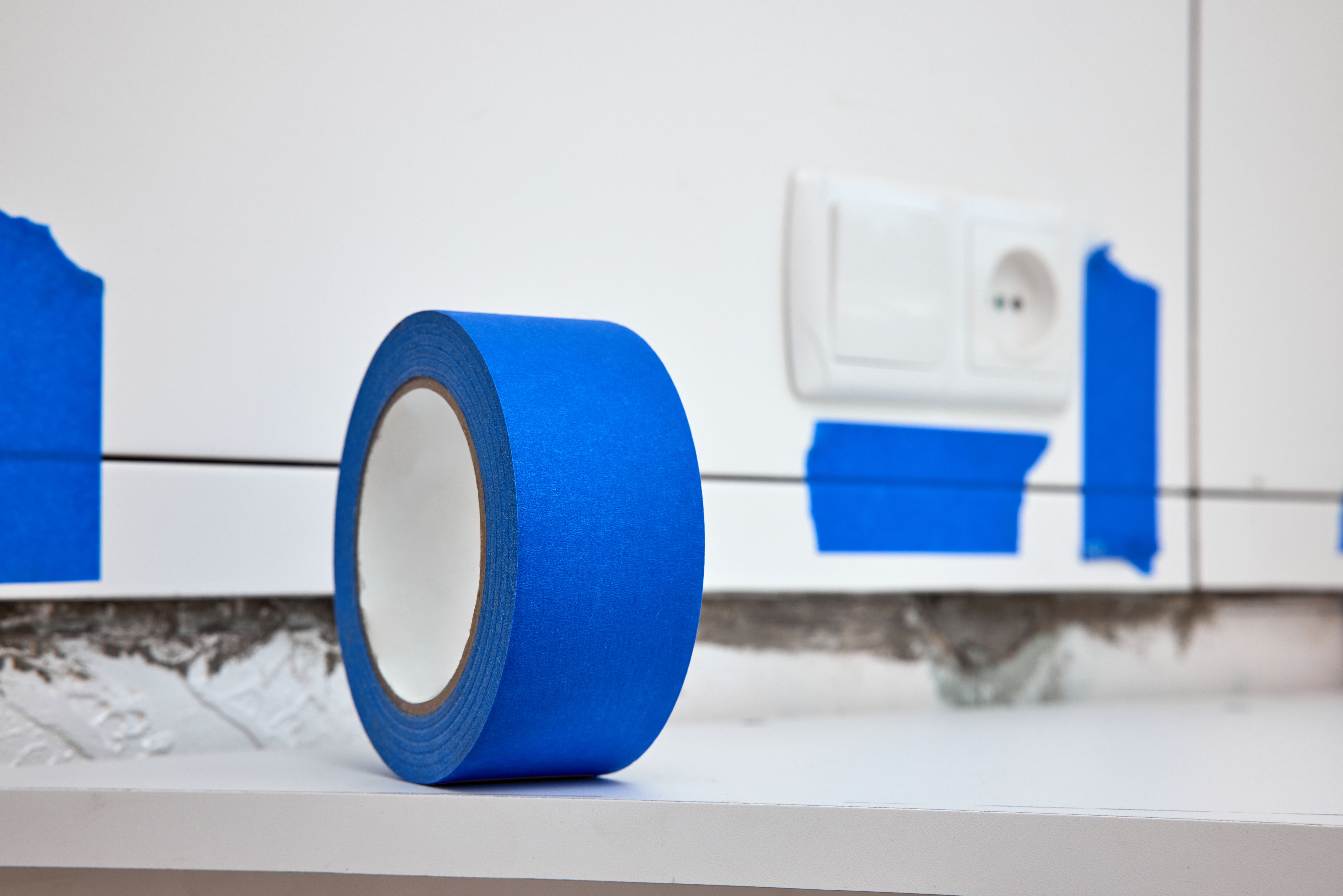 applying painter's tape