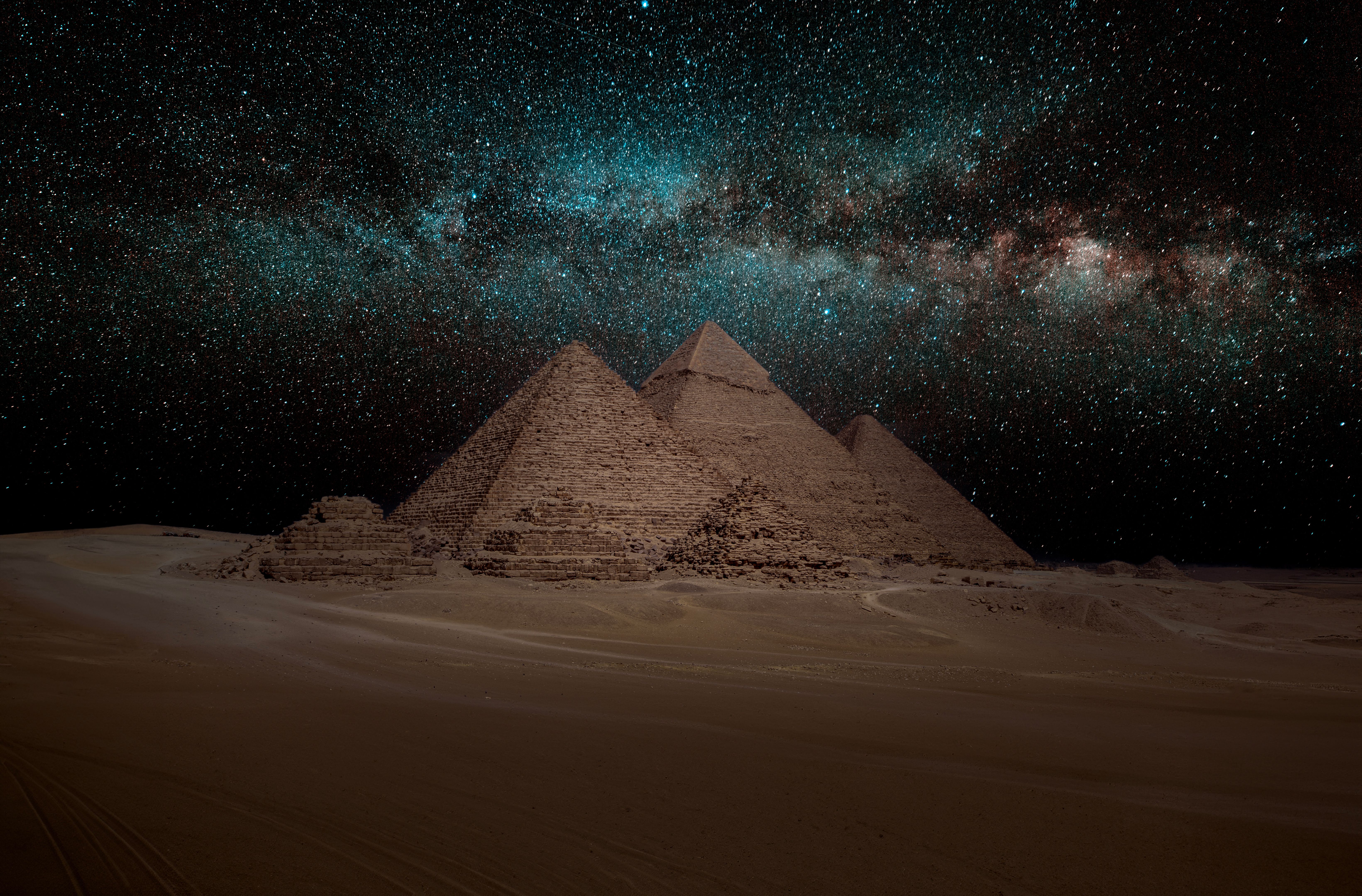 Pyramid of Egypt in the middle of the night Pyramid of Egypt in the middle of the night