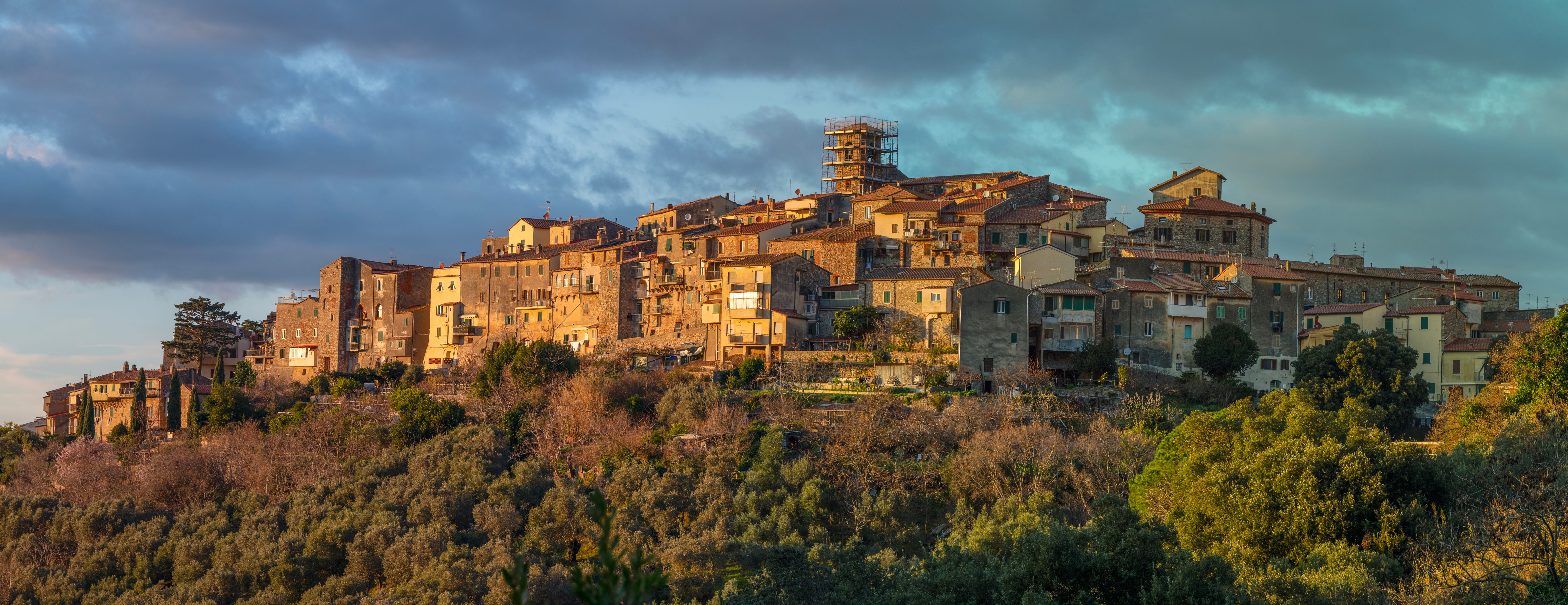 medieval village tuscany