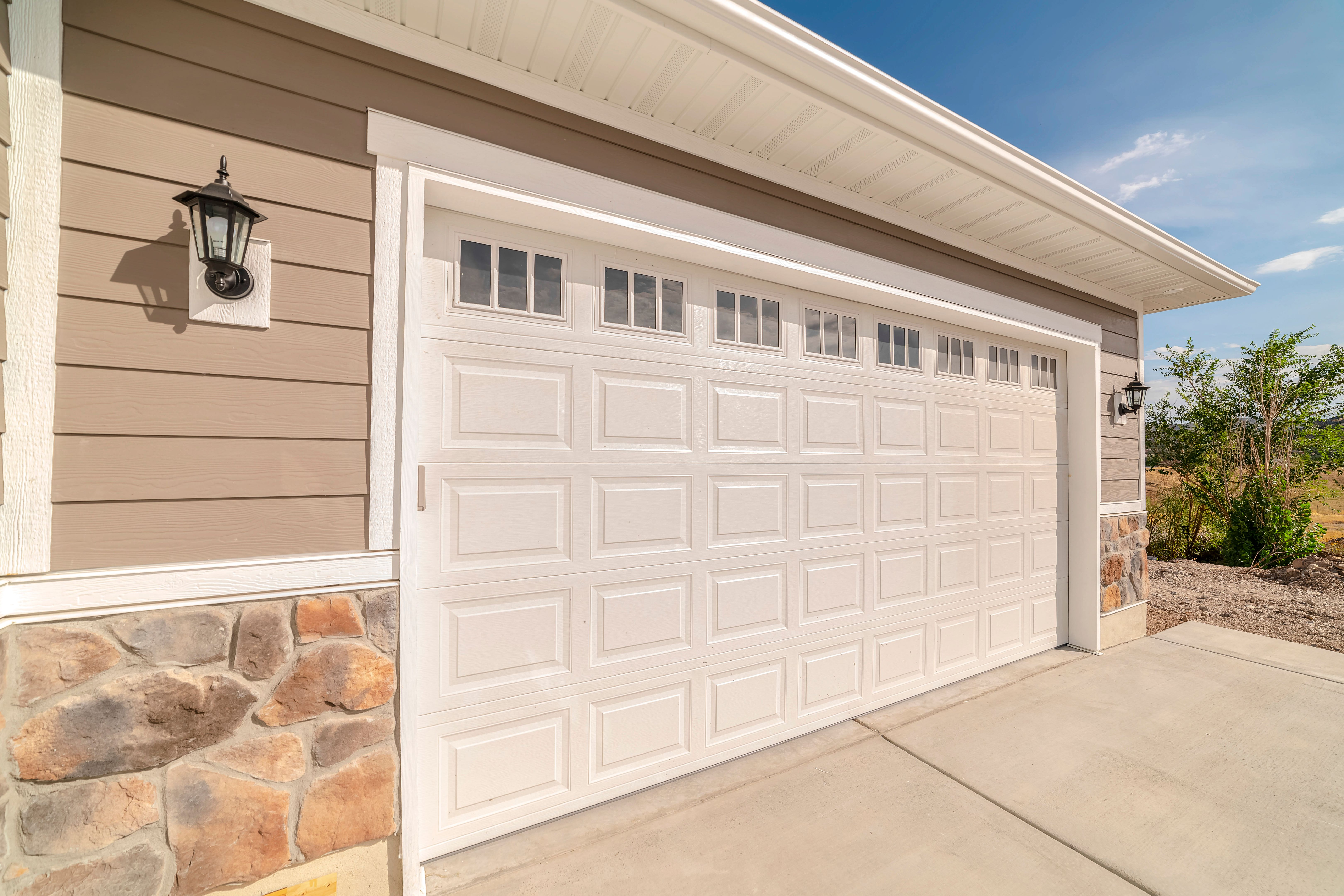 aluminum garage door