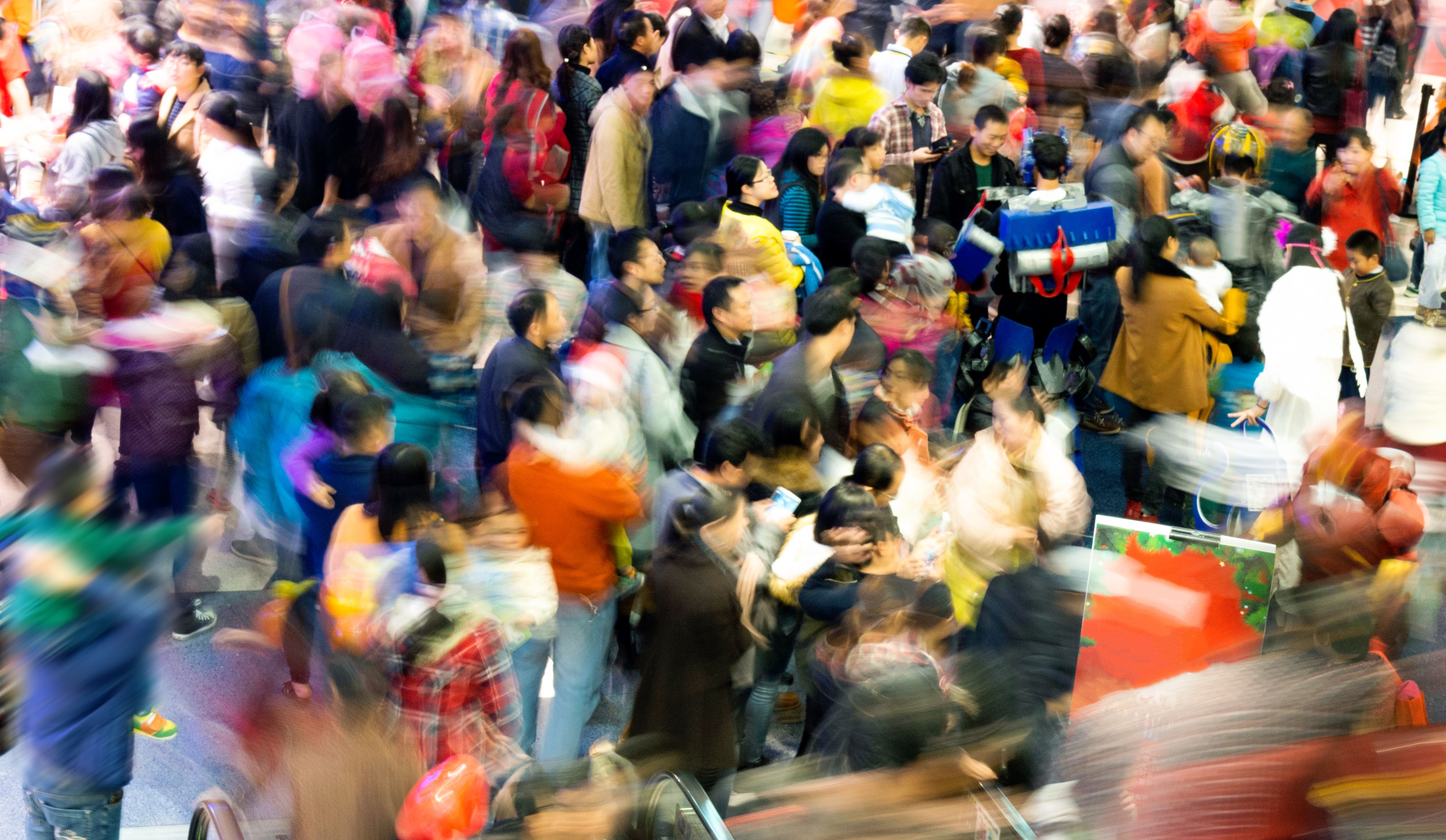 chinese consumers shopping