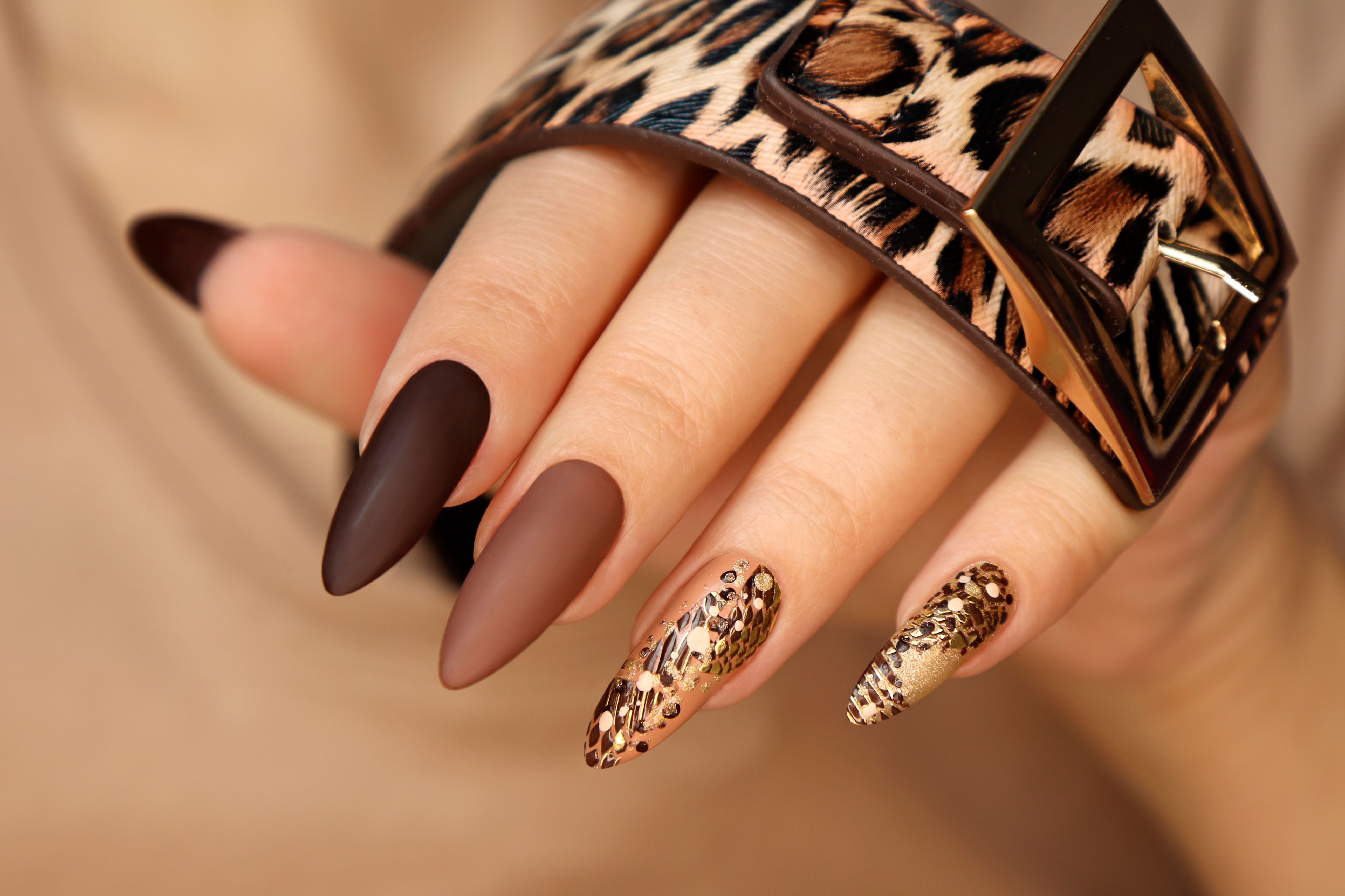 matte nail art