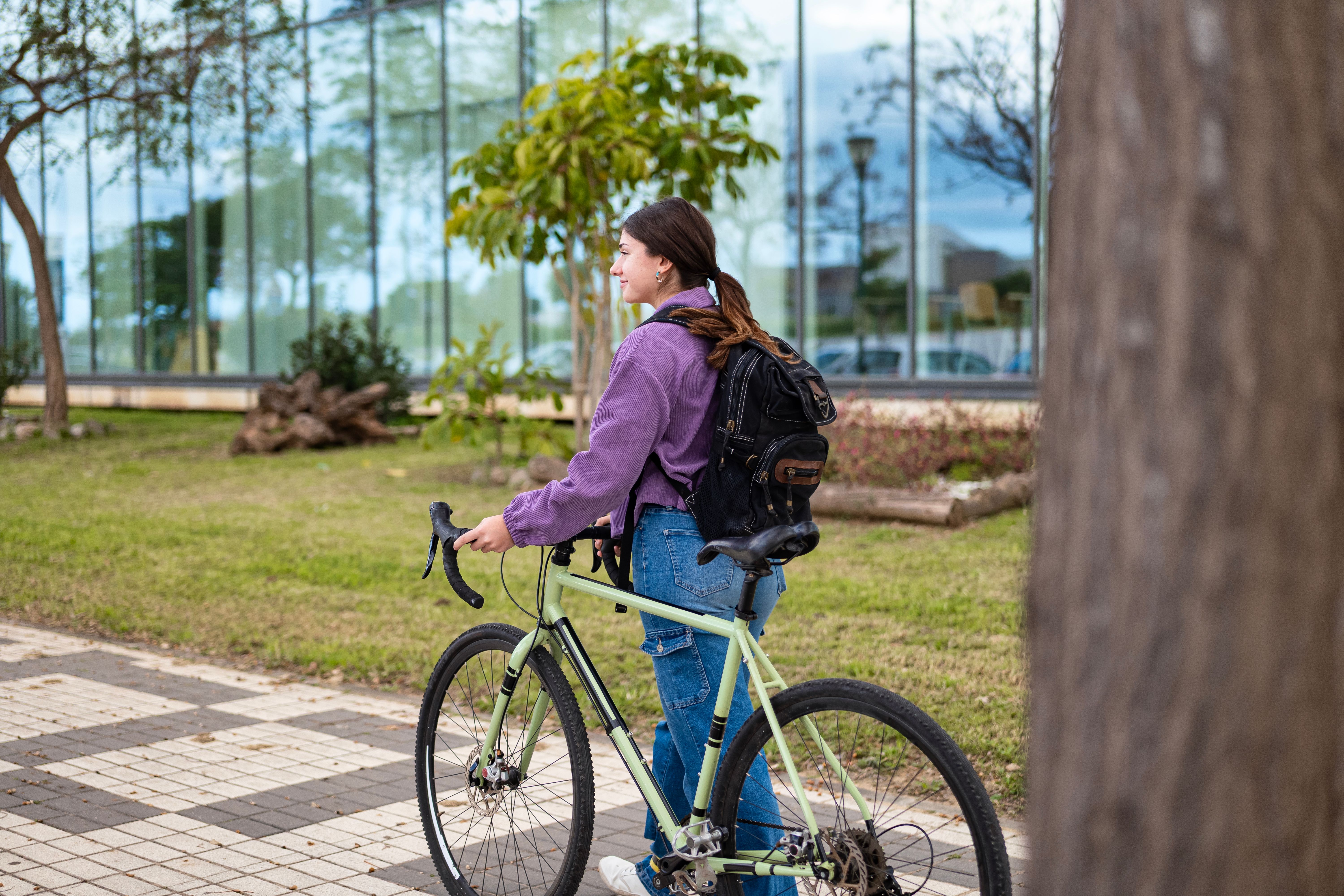 students cycling