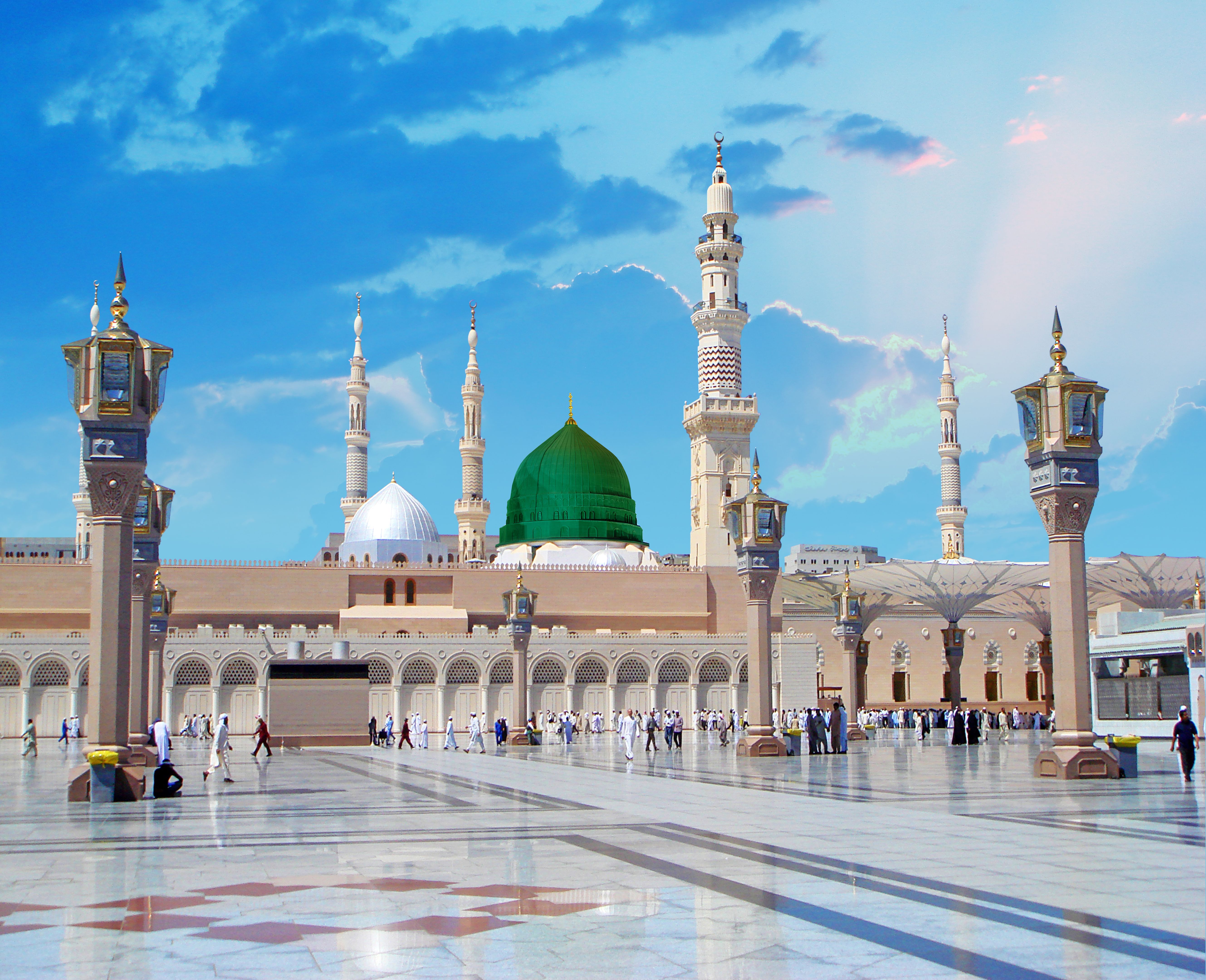 VIP Umrah packages from USA and Europe with luxury hotels in Makkah and Madinah