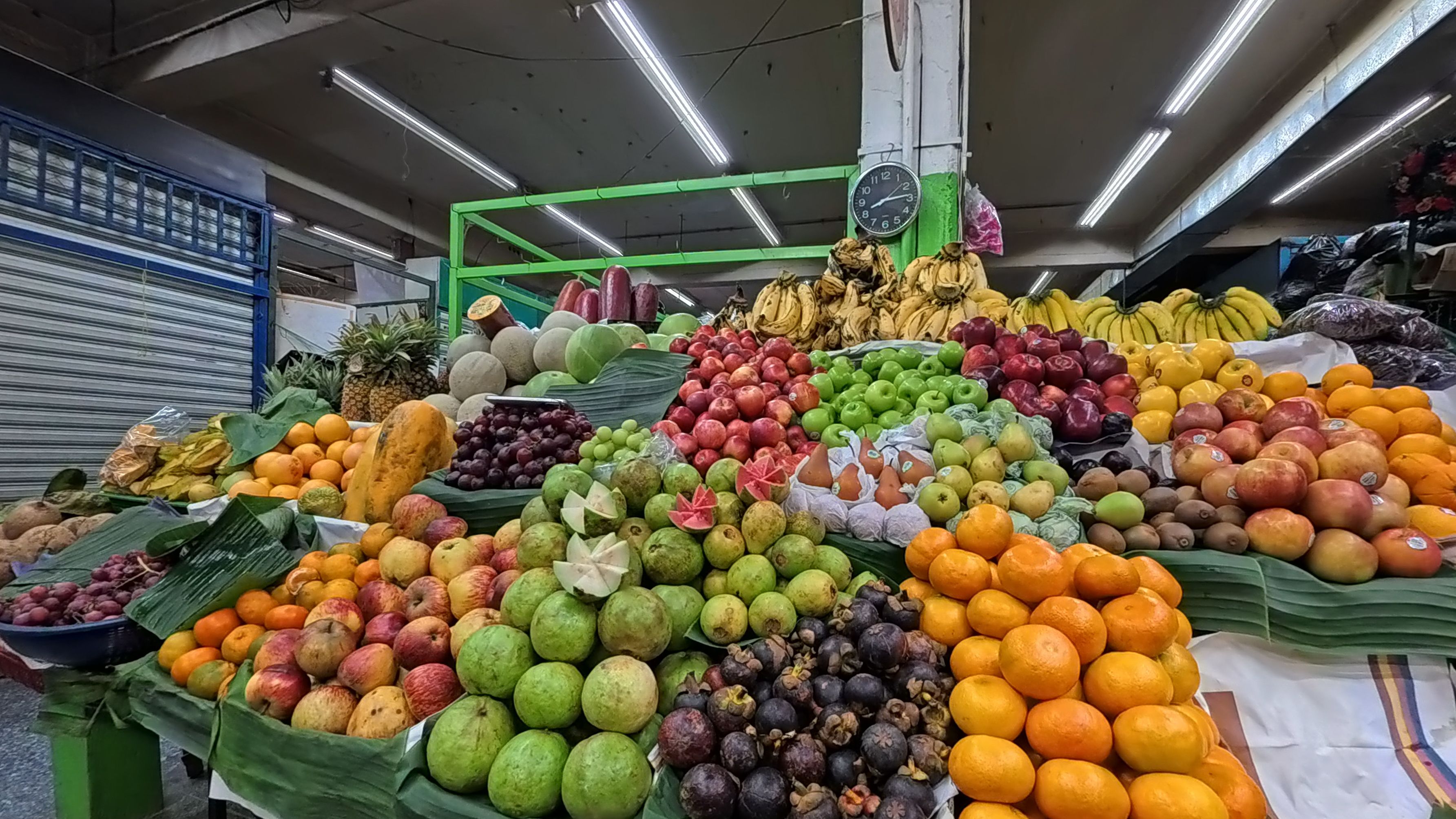 brazilian fruit market