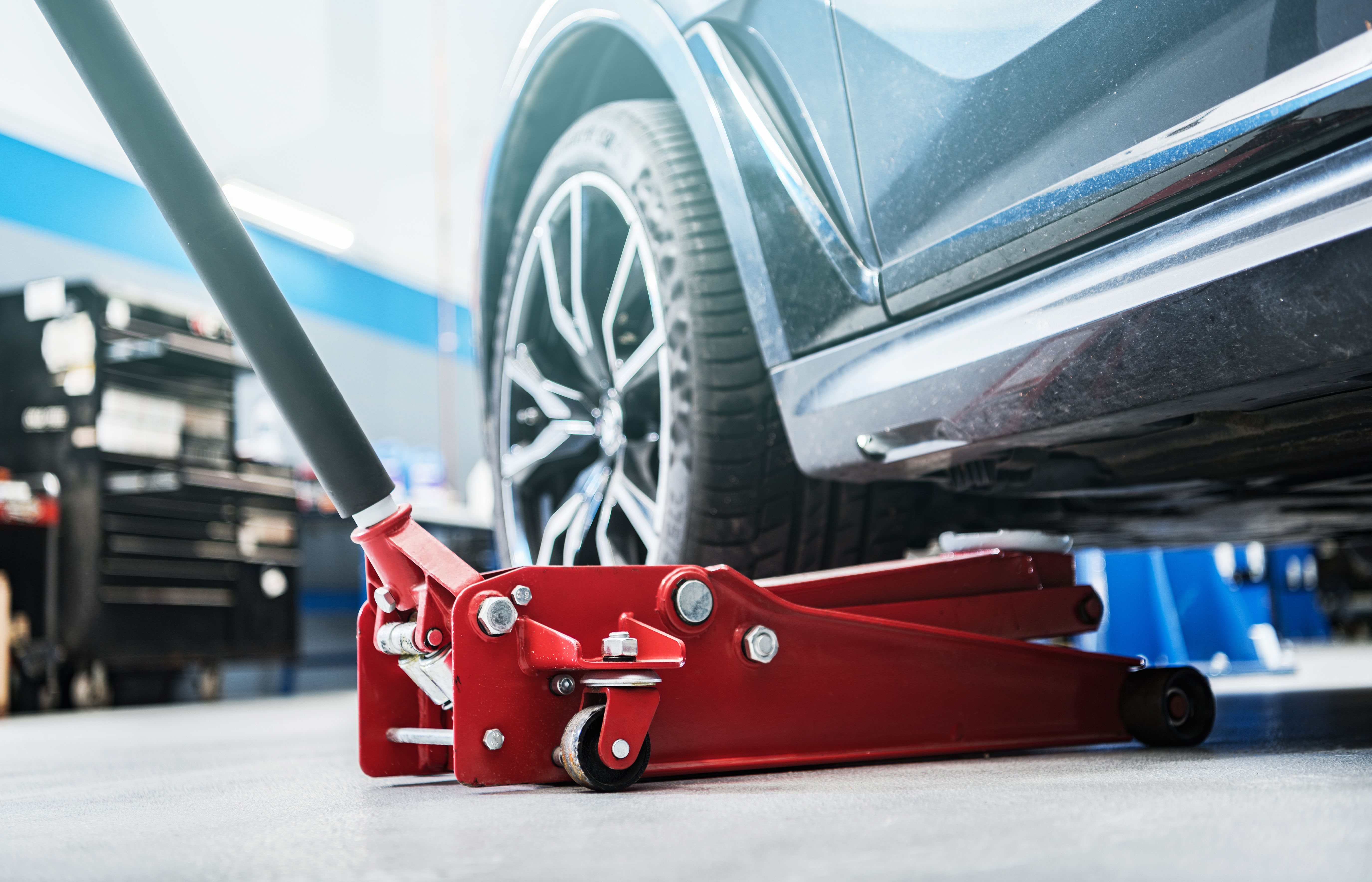 hydraulic jack maintenance