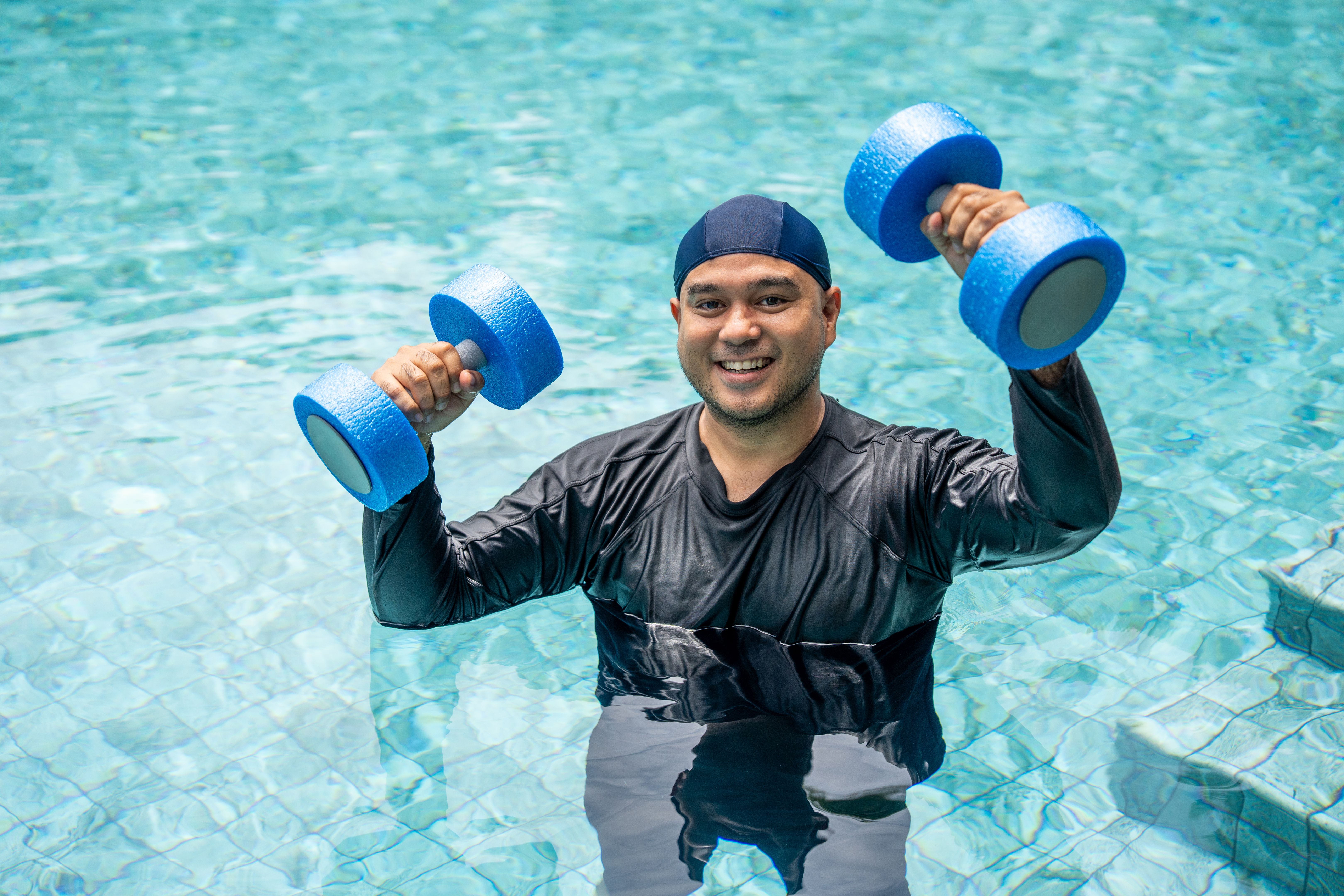 swimming pool instructor