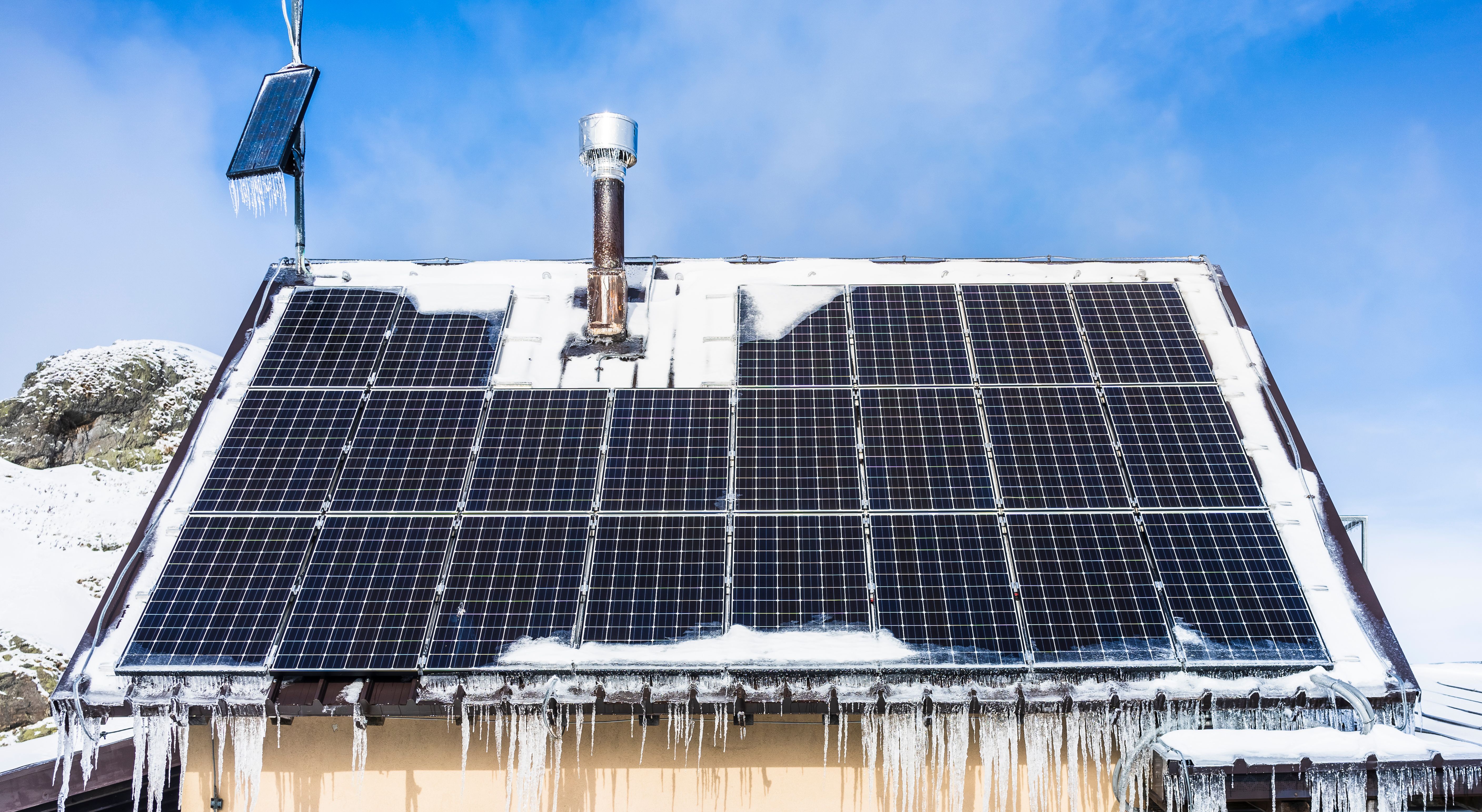 winter solar maintenance