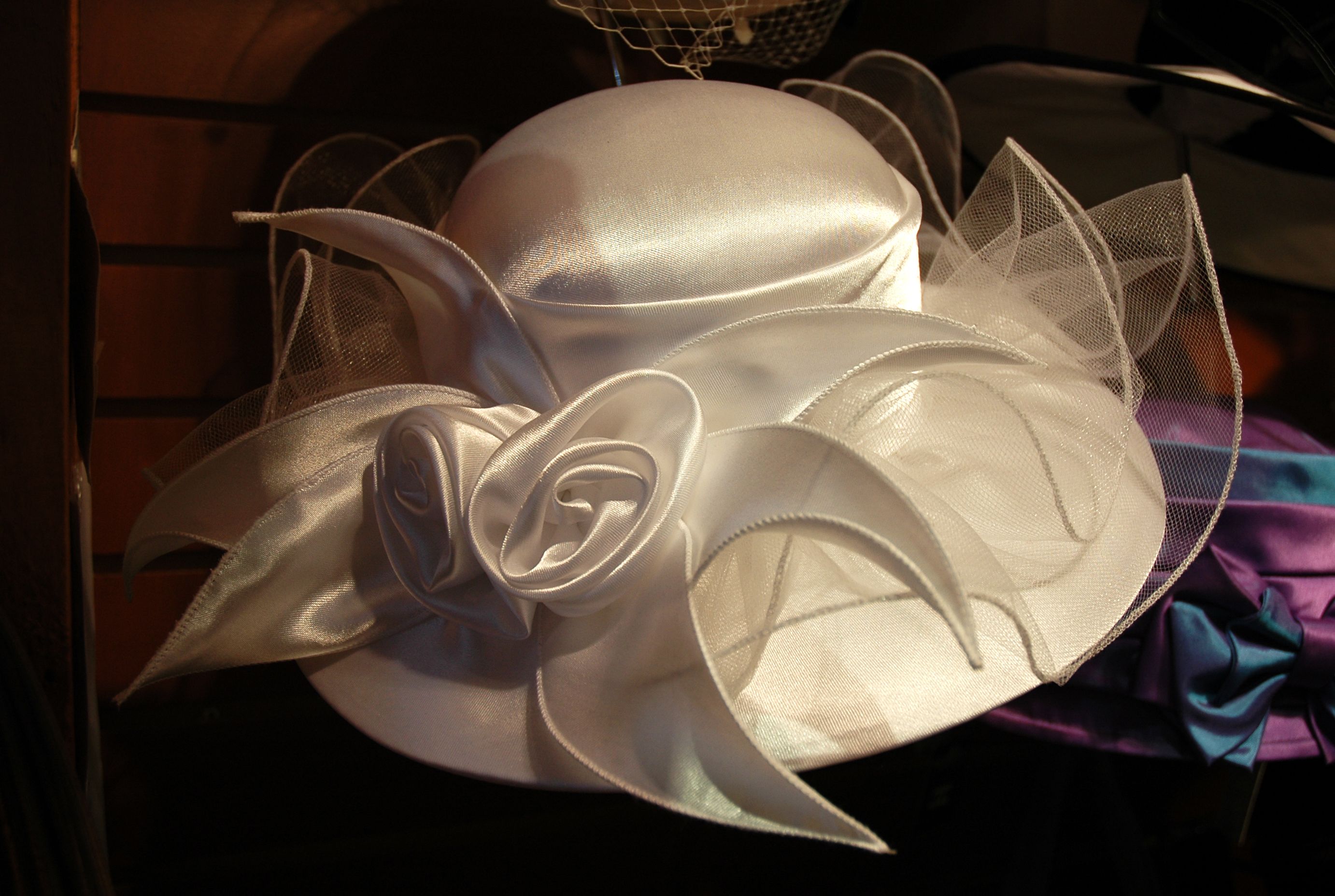 luxury hat materials