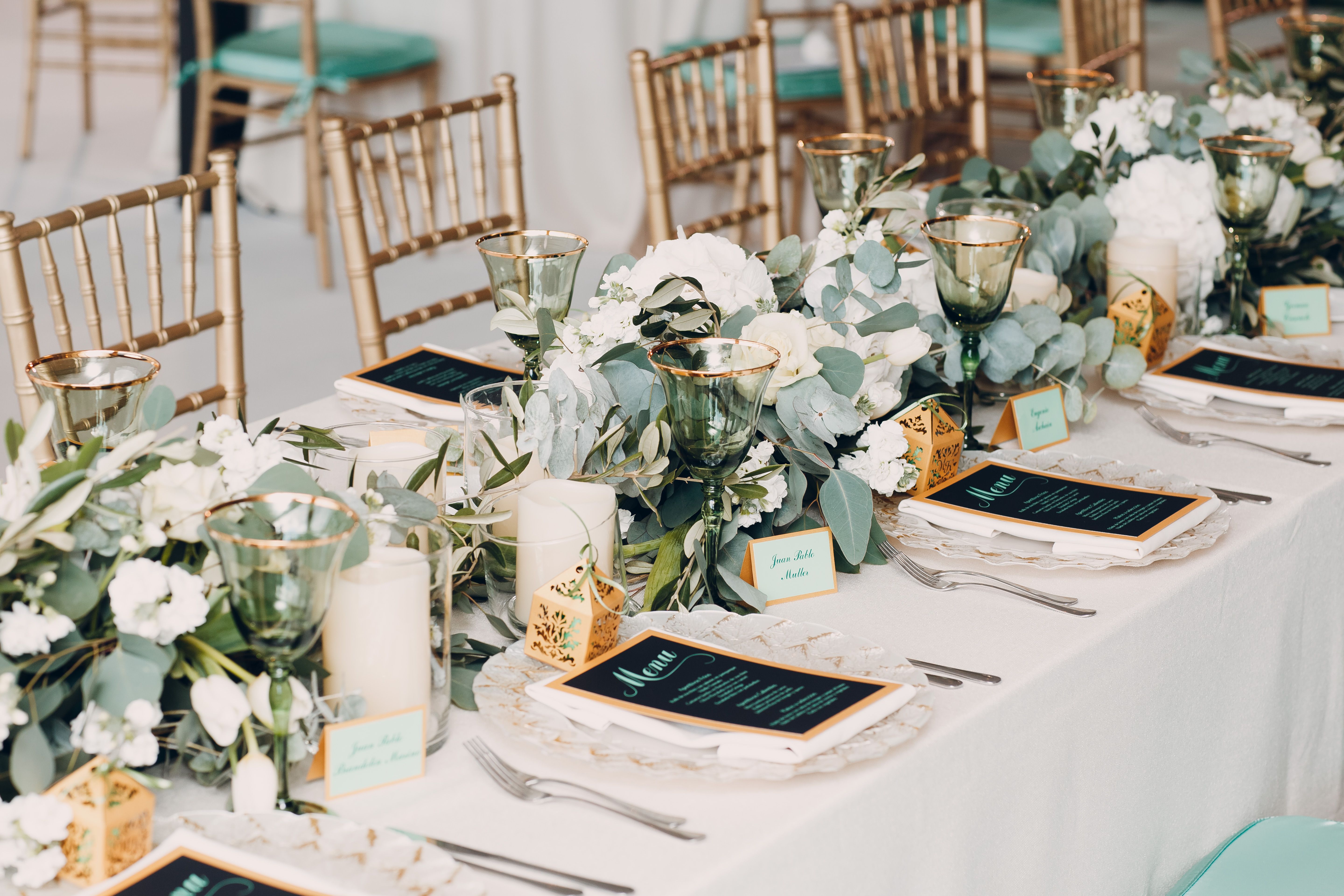 Wedding decor with white and green colors