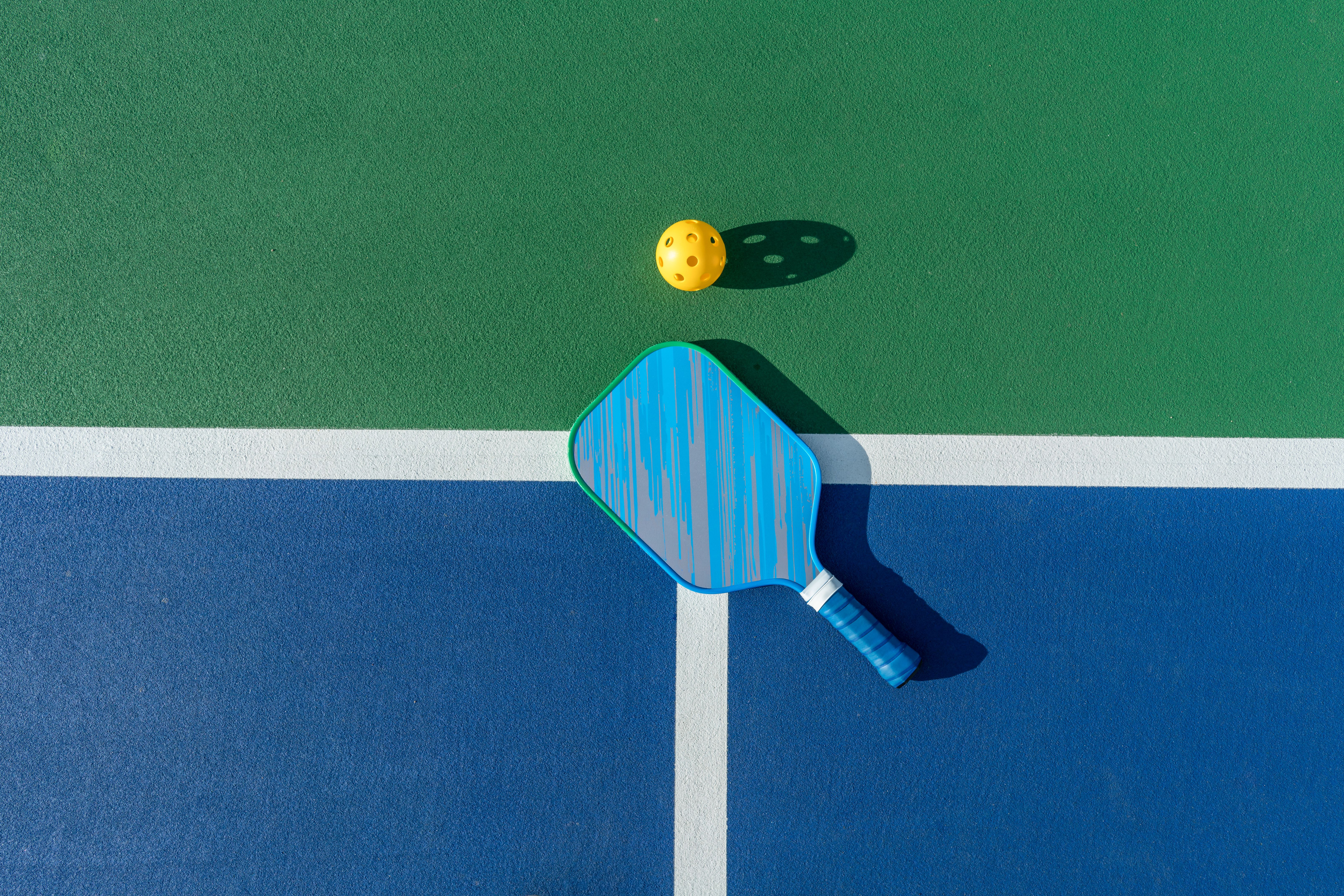 pickleball paddle